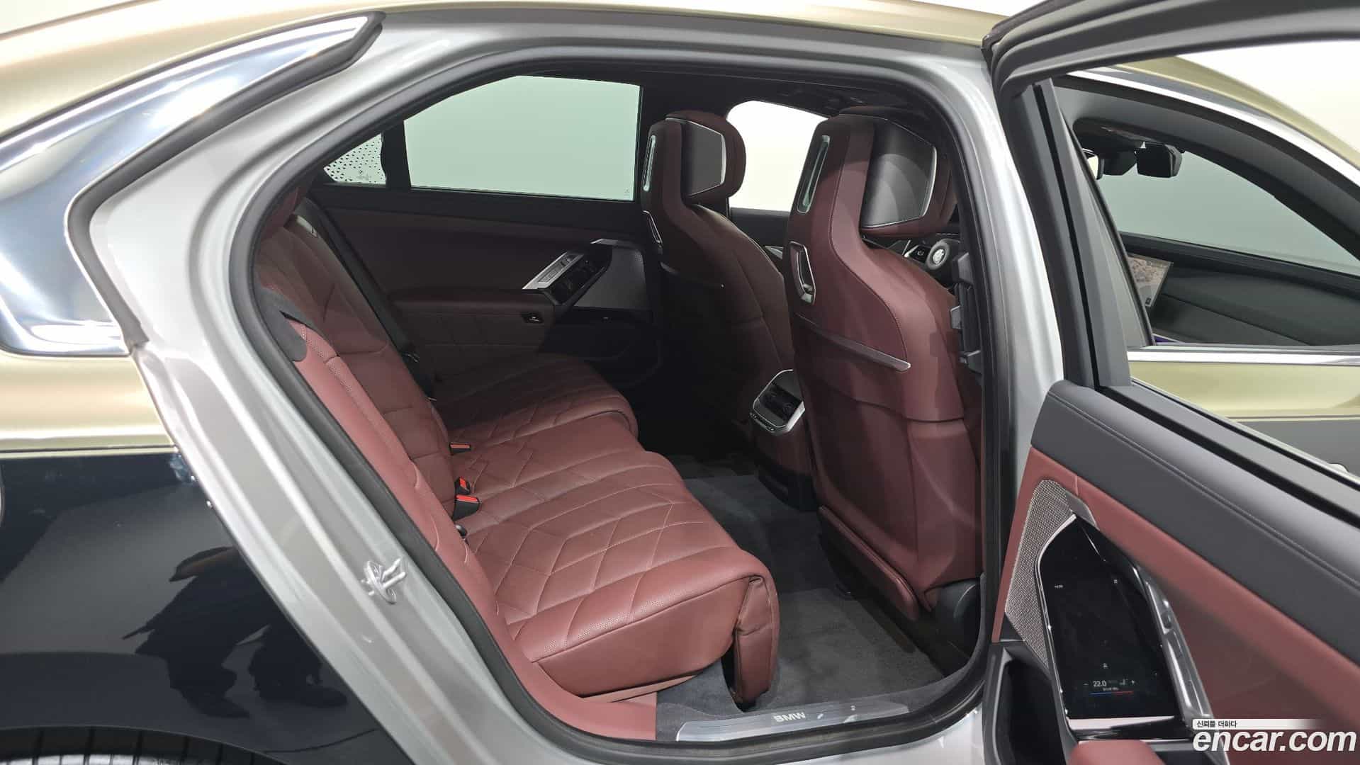7-Series BMW 2023.5-OPTION-015
