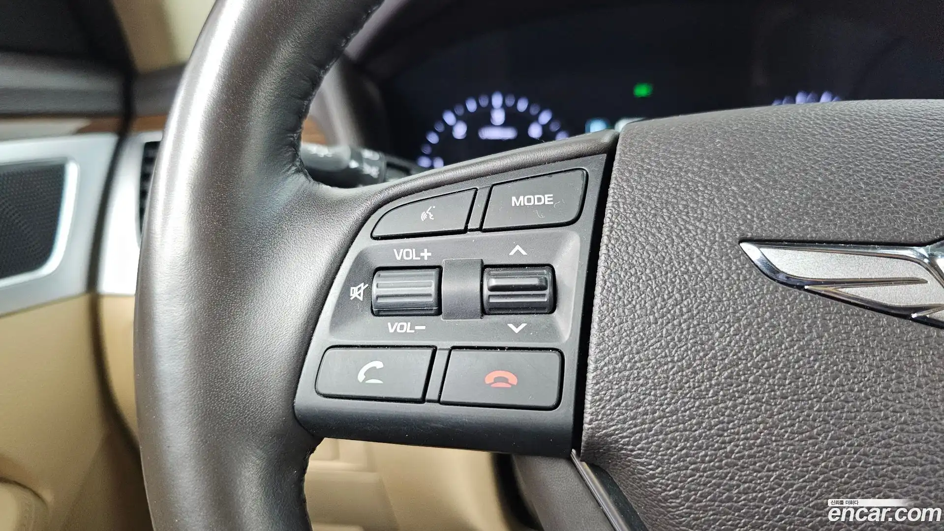 G80 Genesis 2018.2-OPTION-041