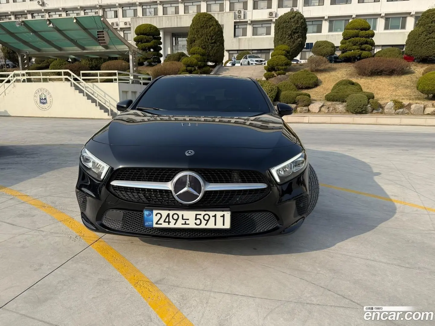 Main__Slider__Photo:A-Class Mercedes-Benz 2021.4-0