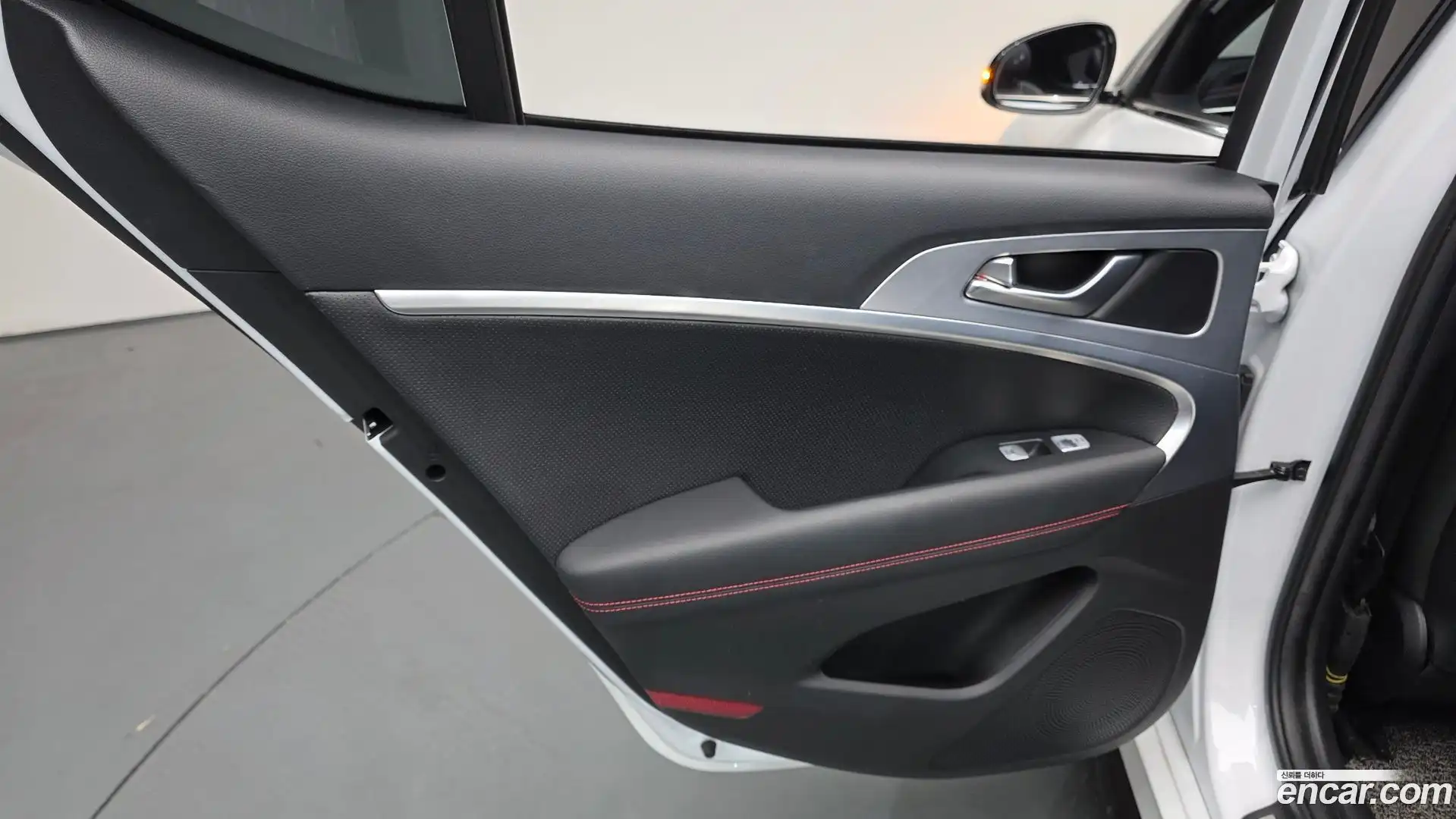 G70 Genesis 2019.11-INNER-035