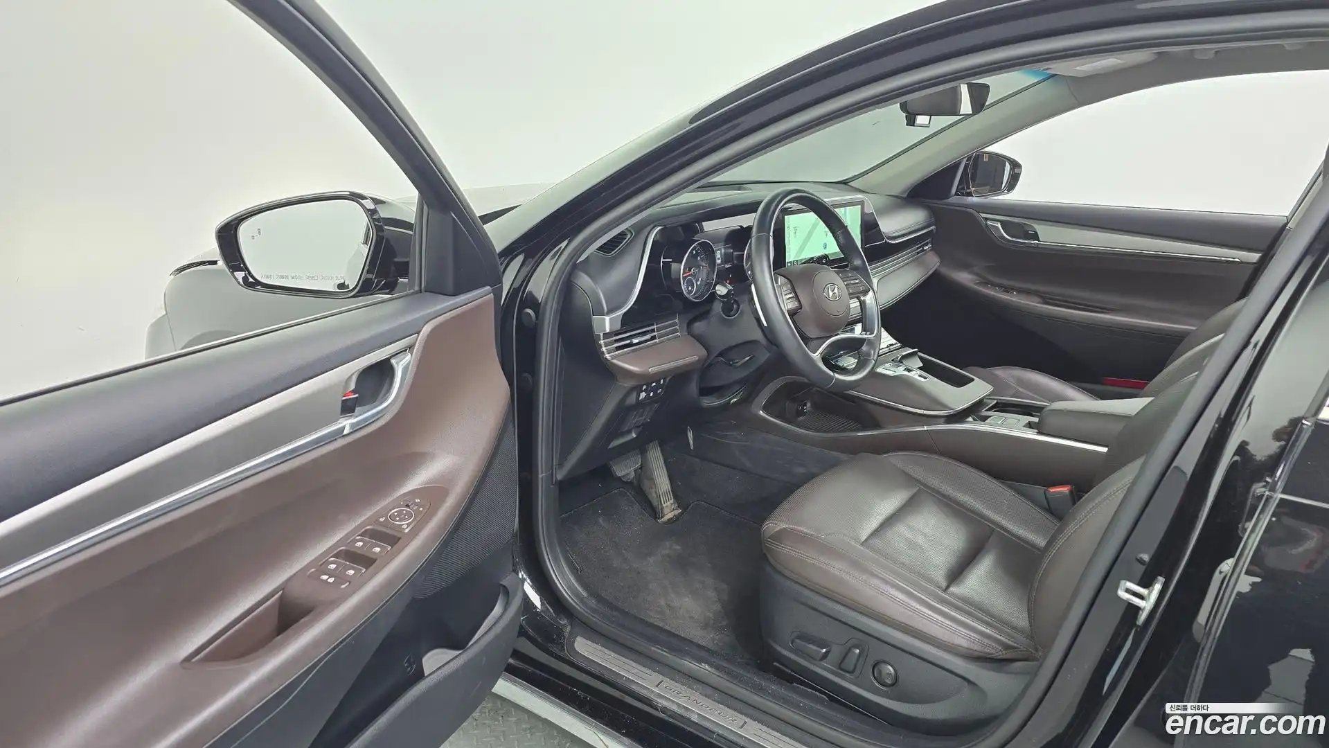 Grandeur Hyundai 2021.6-INNER-010