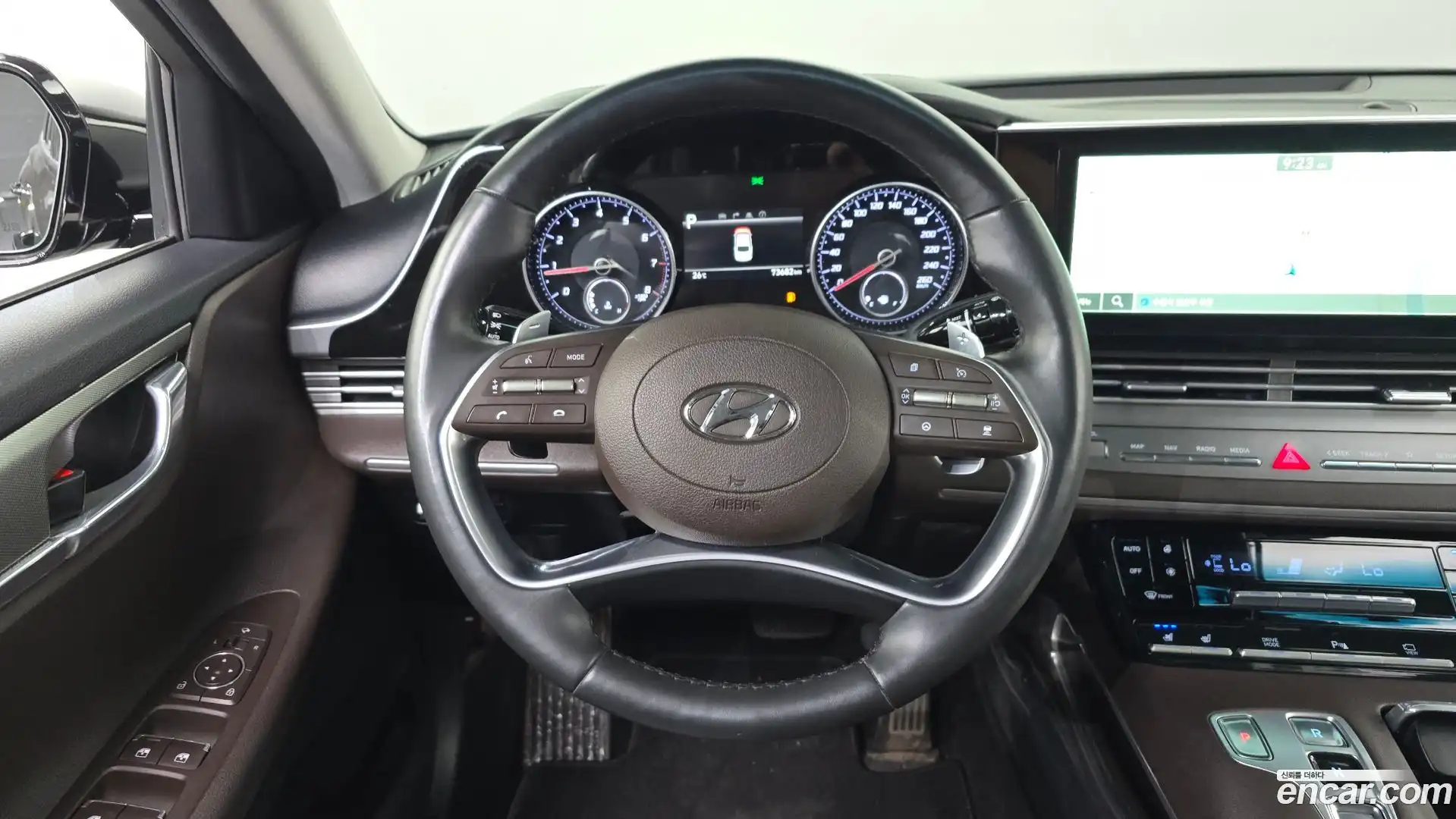Grandeur Hyundai 2021.6-OPTION-017