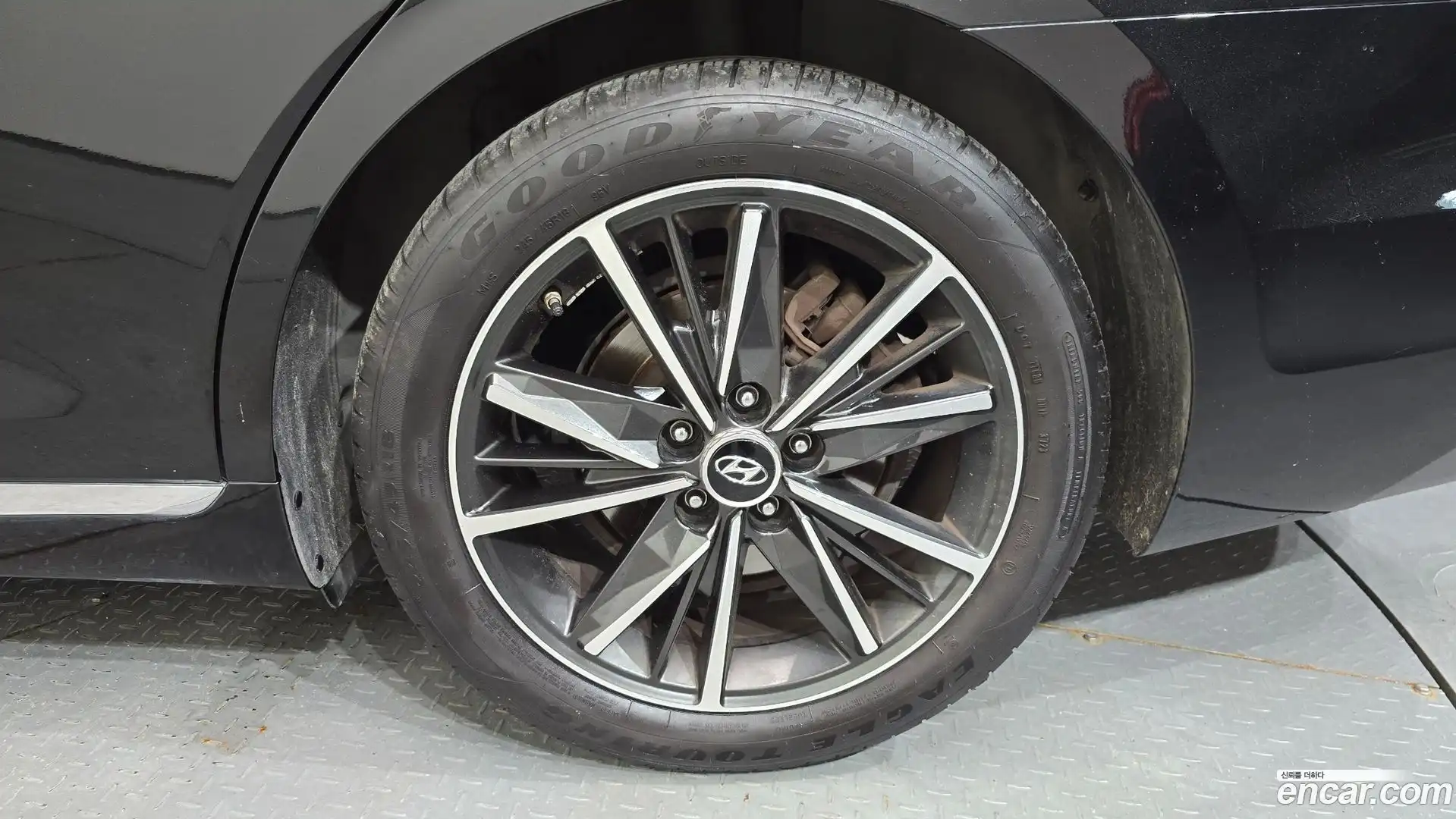 Grandeur Hyundai 2021.6-OUTER-031