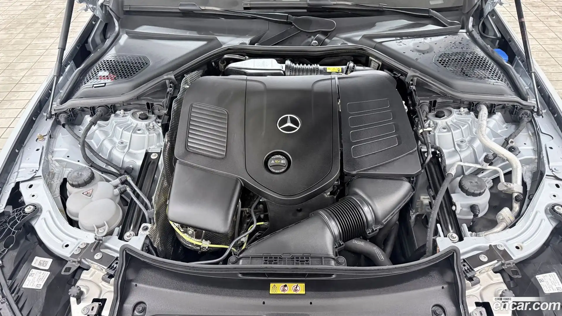 E-Class Mercedes-Benz 2024.8-OUTER-006