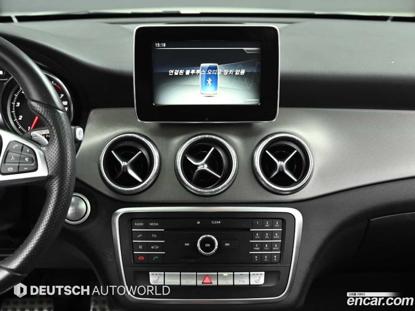 CLA-Class Mercedes-Benz 2017.10-OPTION-018