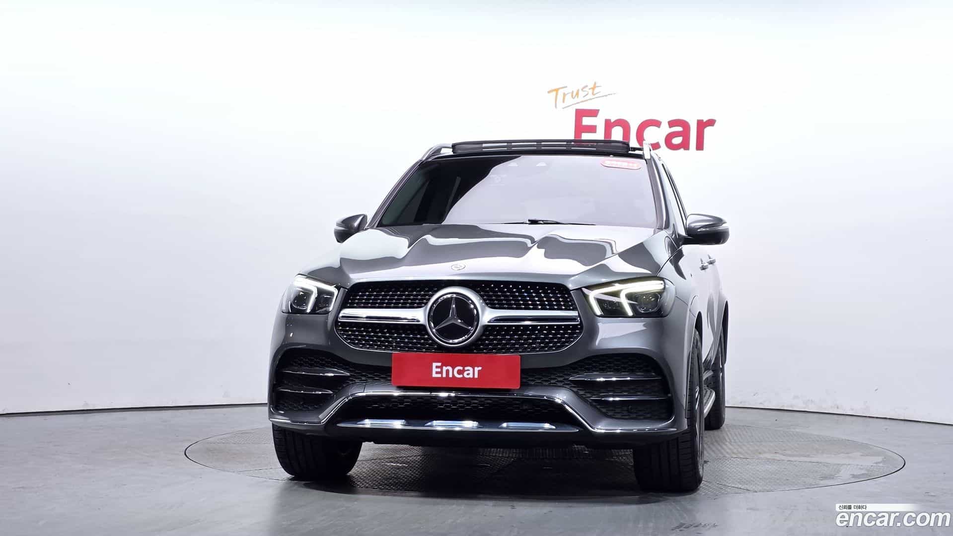 GLE-Class Mercedes-Benz 2020.5-OUTER-003