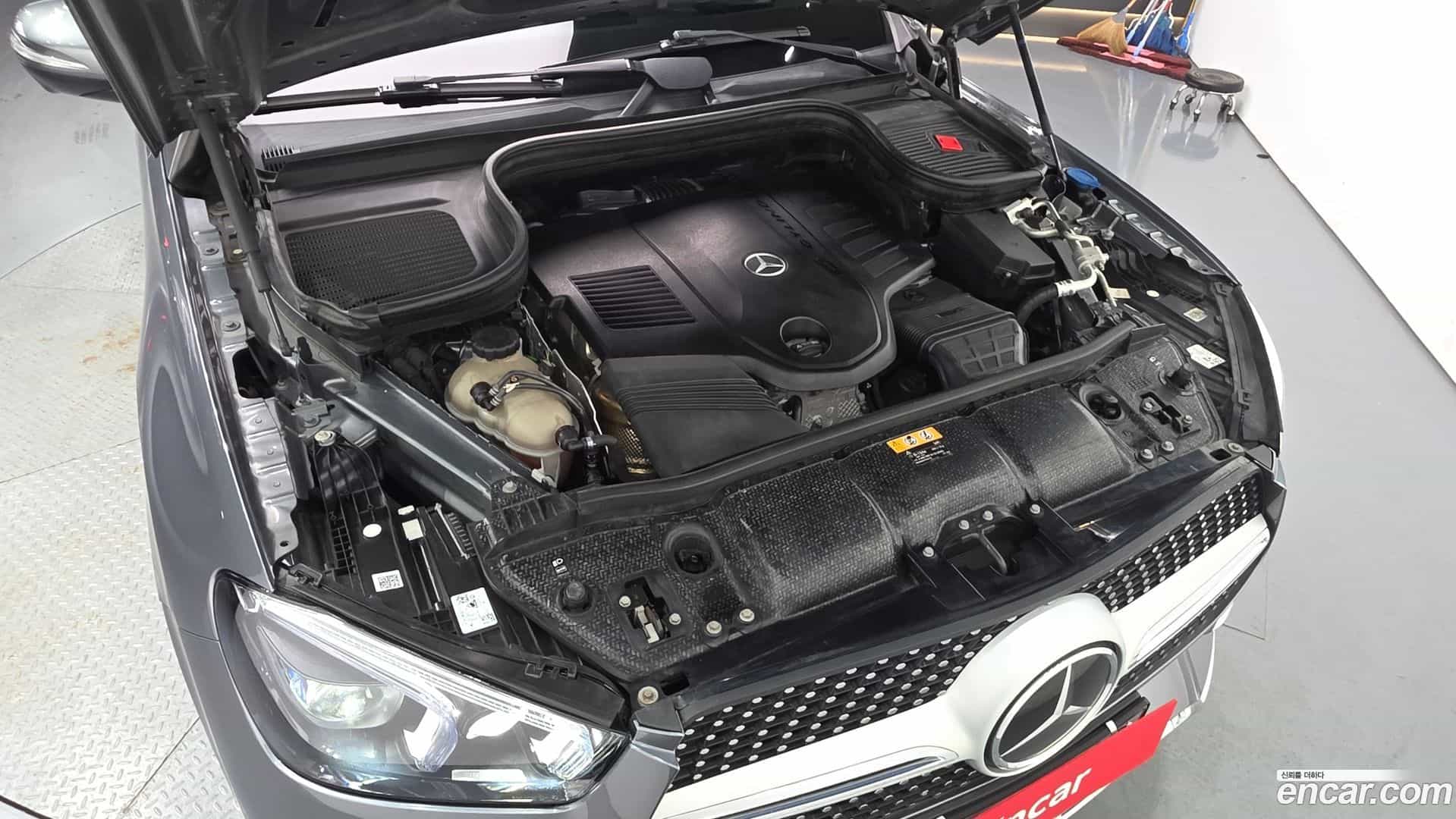 GLE-Class Mercedes-Benz 2020.5-OUTER-006