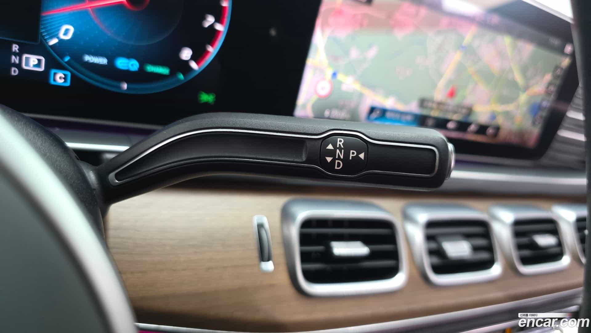 GLE-Class Mercedes-Benz 2020.5-INNER-009
