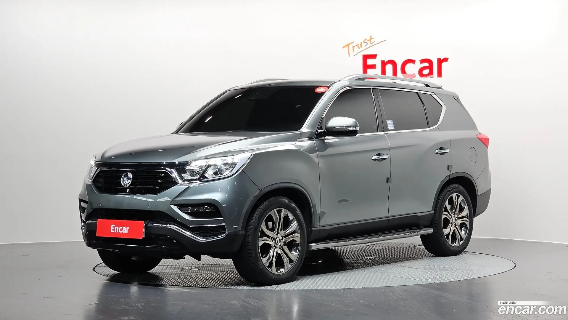 Main__Slider__Photo:Rexton KG Mobility 2017.7-0