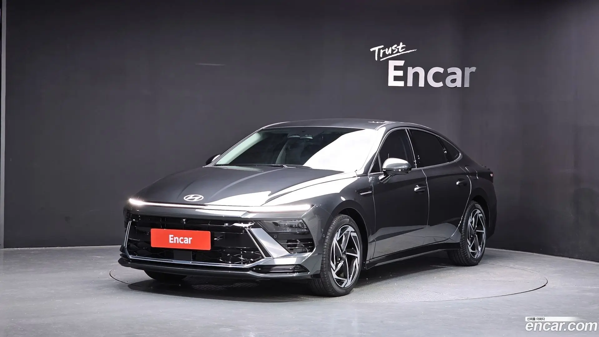 Main__Slider__Photo:Sonata Hyundai 2025.10-0