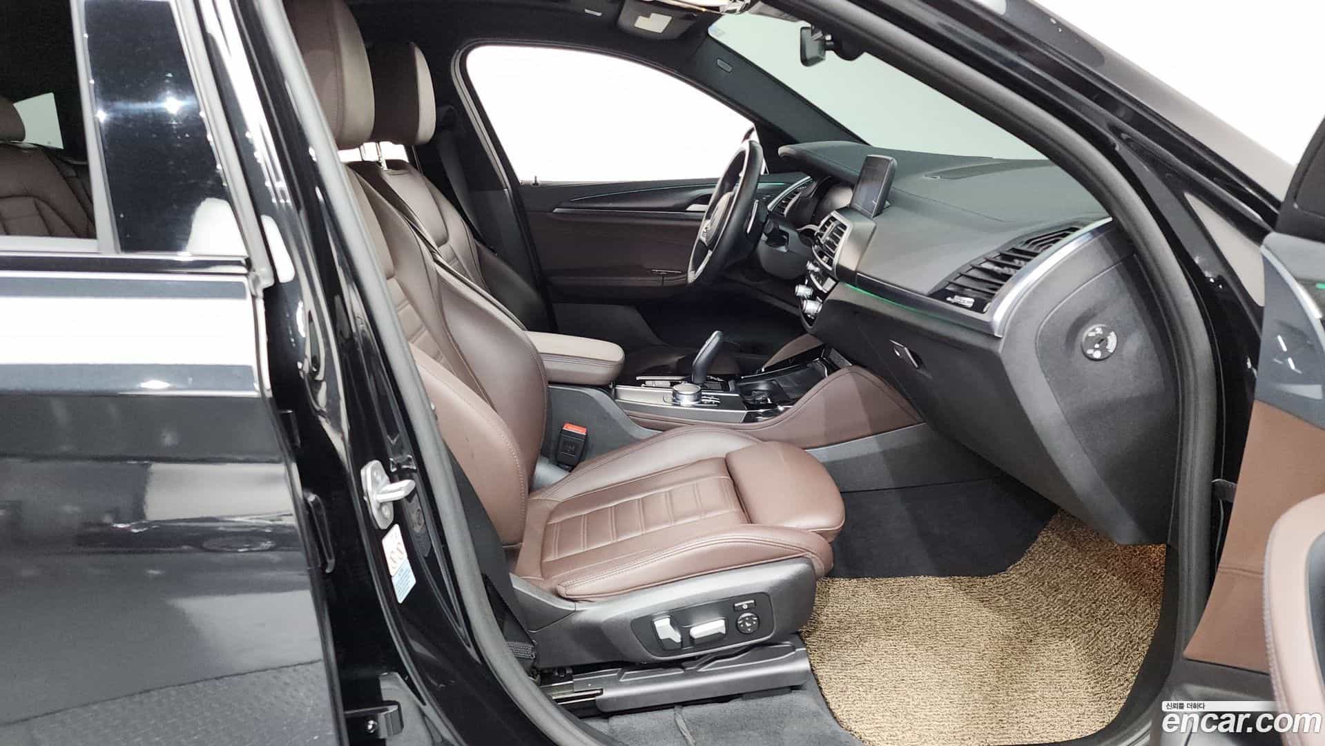 X4 BMW 2020.0-INNER-036