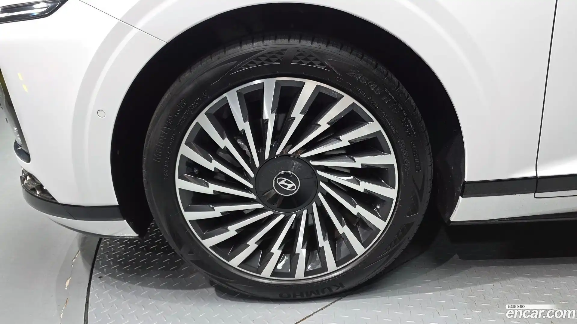 Grandeur Hyundai 2024.7-OUTER-005