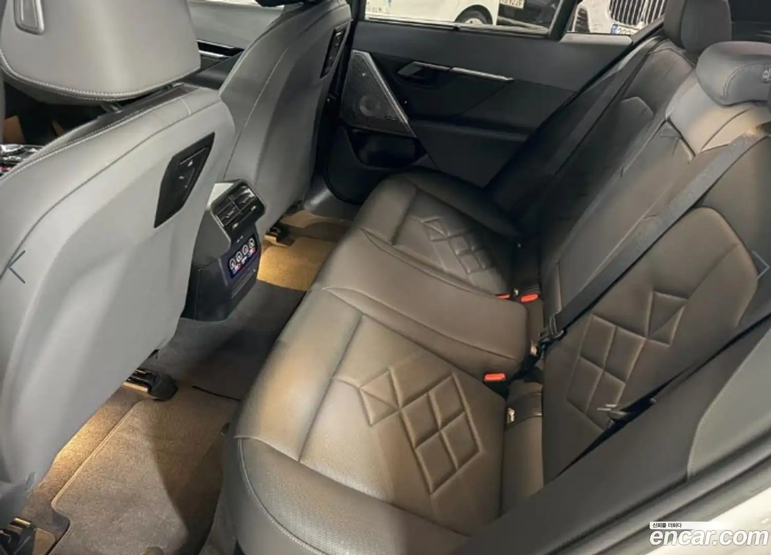 5-Series BMW 2024.4-INNER-007