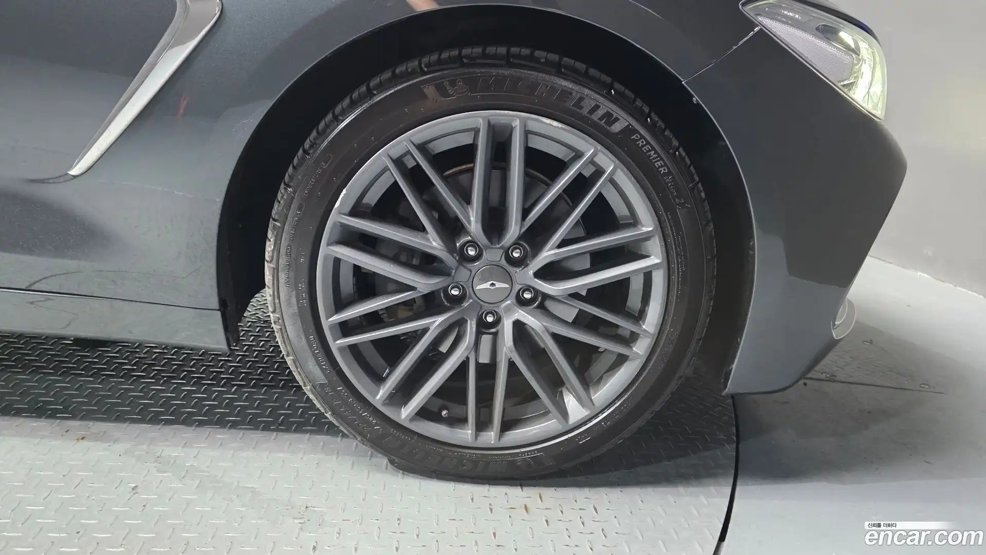 G70 Genesis 2018.7-OUTER-031