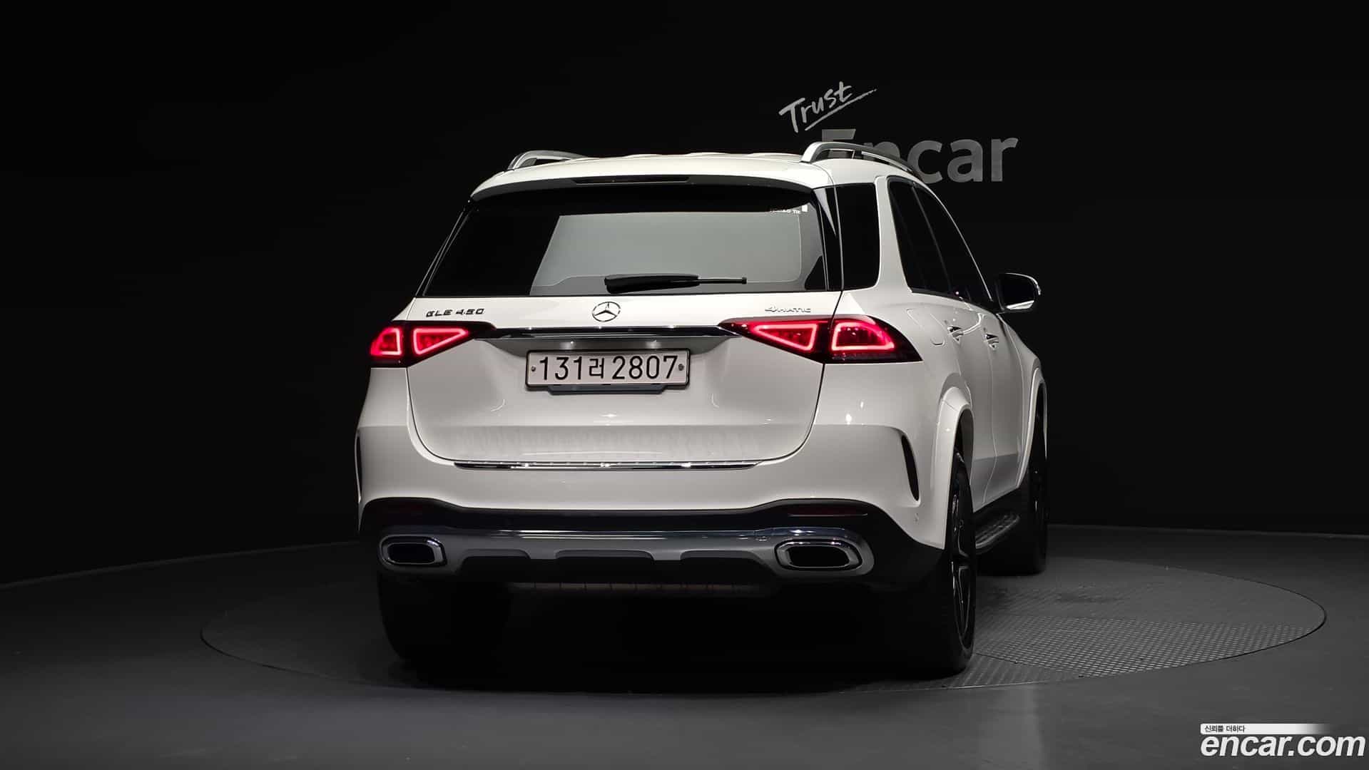 GLE-Class Mercedes-Benz 2019.9-OUTER-004