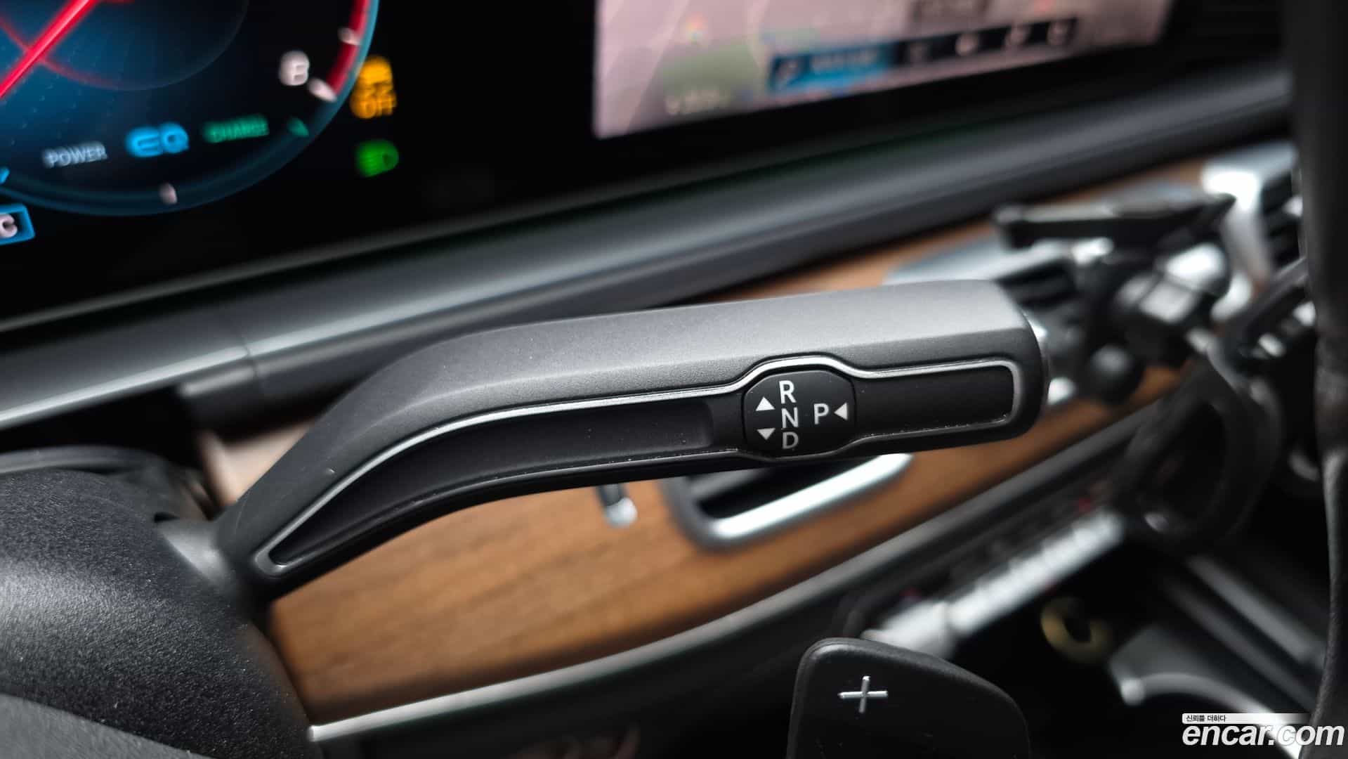 GLE-Class Mercedes-Benz 2019.9-INNER-009