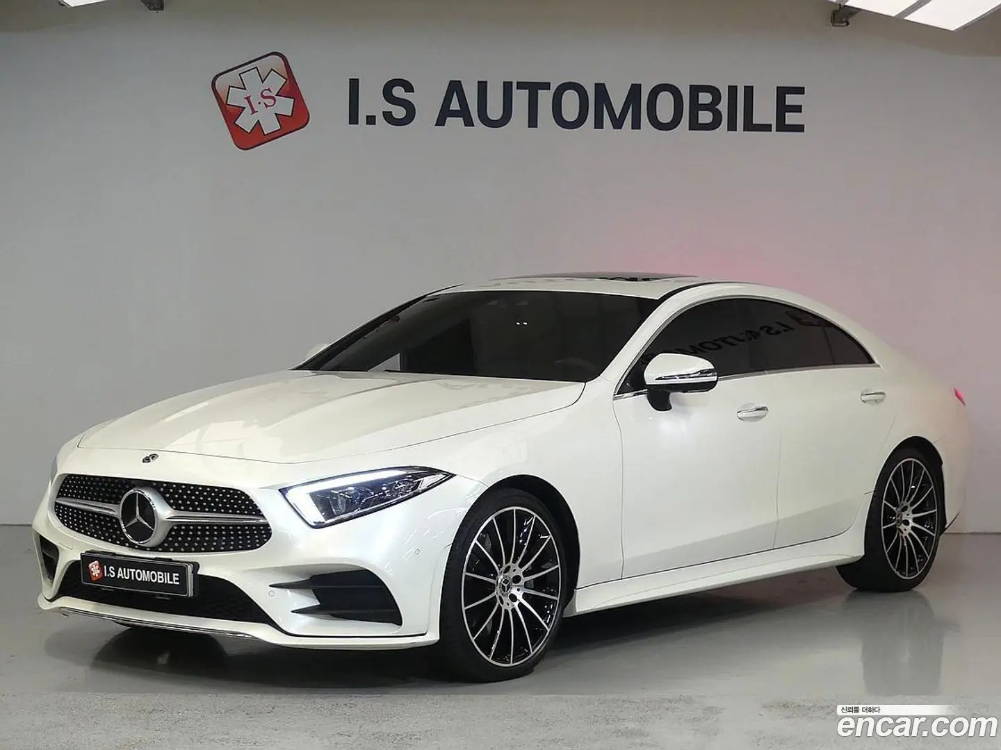 Main__Slider__Photo:CLS-Class Mercedes-Benz 2021.2-0