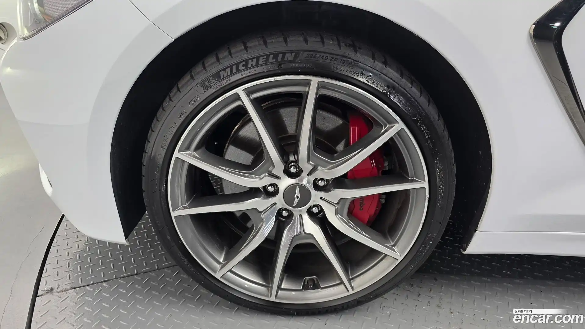 G70 Genesis 2018.2-OUTER-005