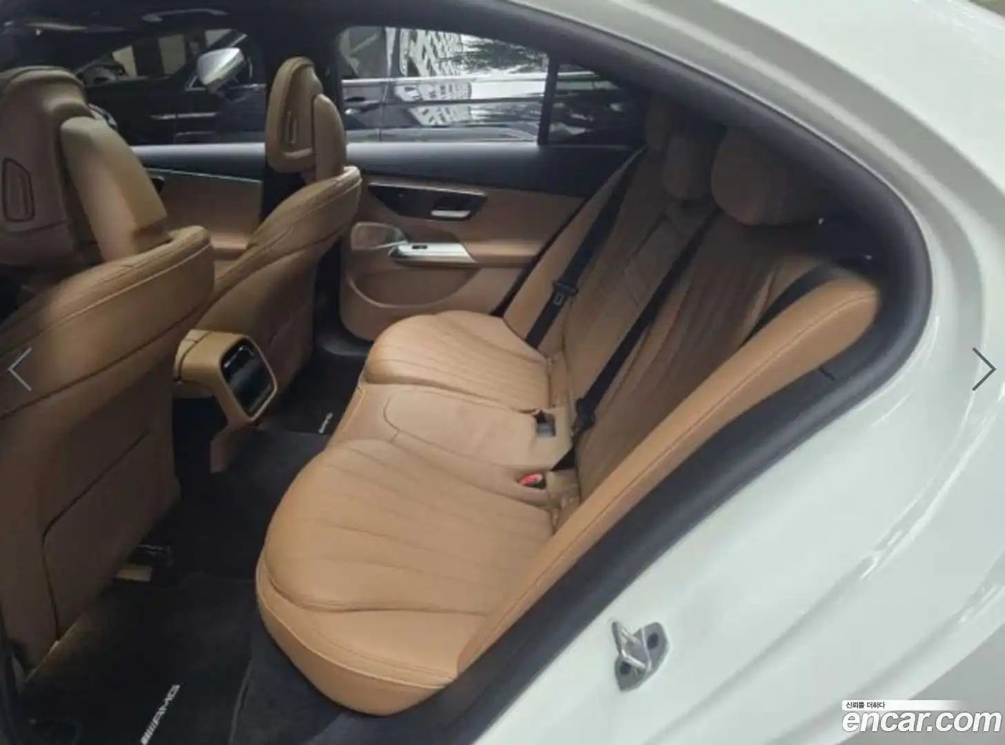 E-Class Mercedes-Benz 2024.0-OPTION-024