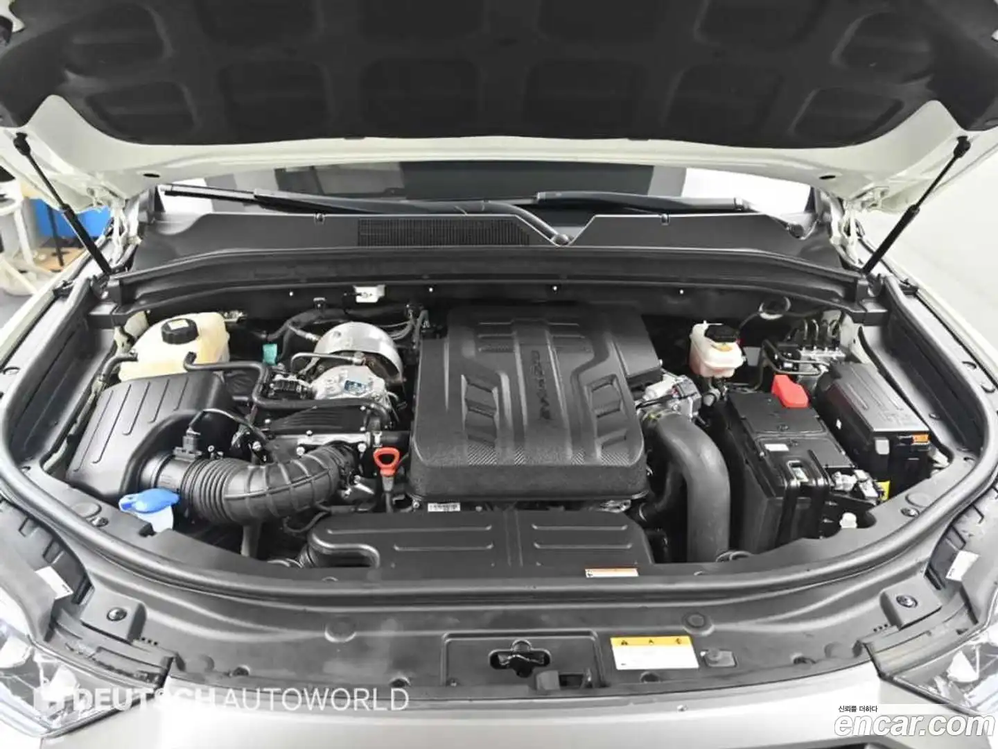 Rexton KG Mobility 2025.0-OUTER-006