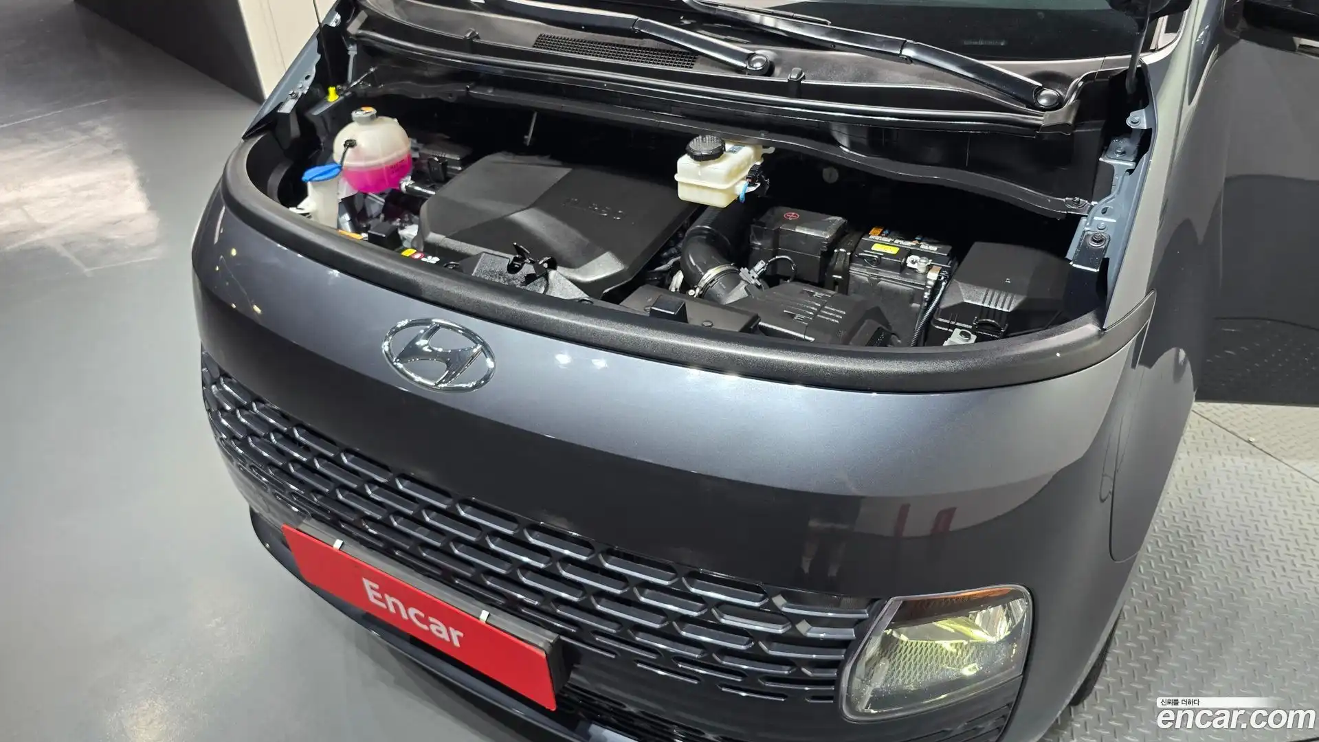 Staria Hyundai 2023.9-OUTER-006