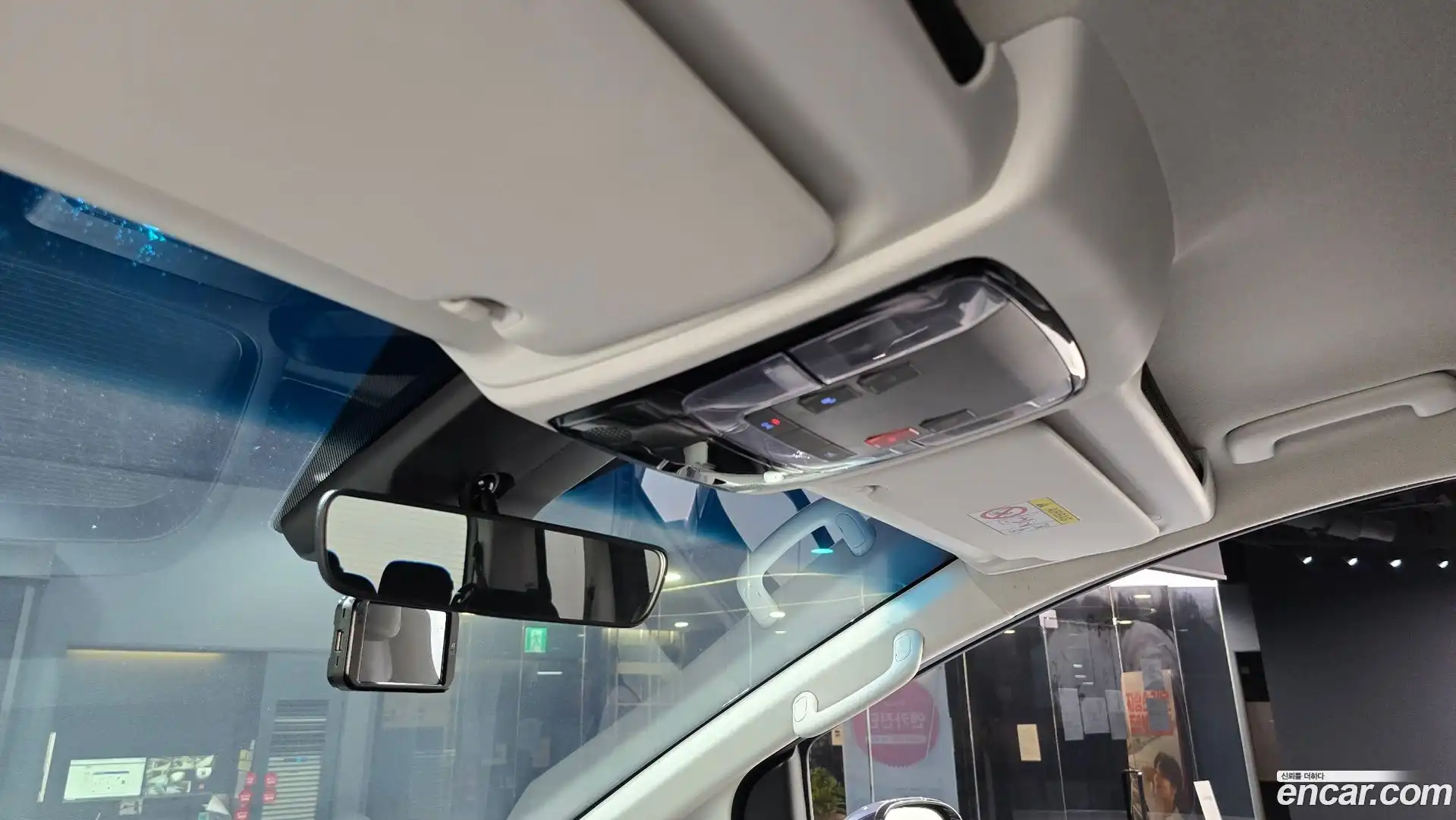 Staria Hyundai 2023.9-OPTION-024