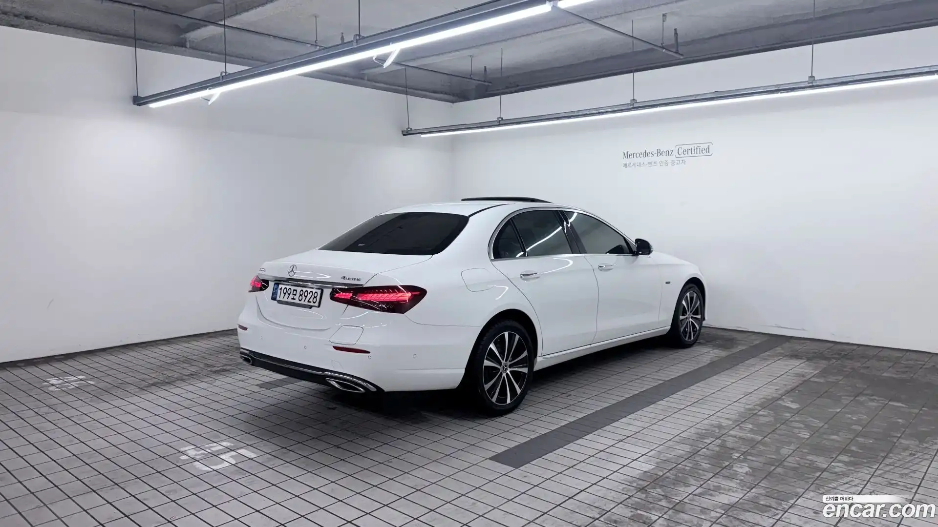 E-Class Mercedes-Benz 2021.3-OUTER-002