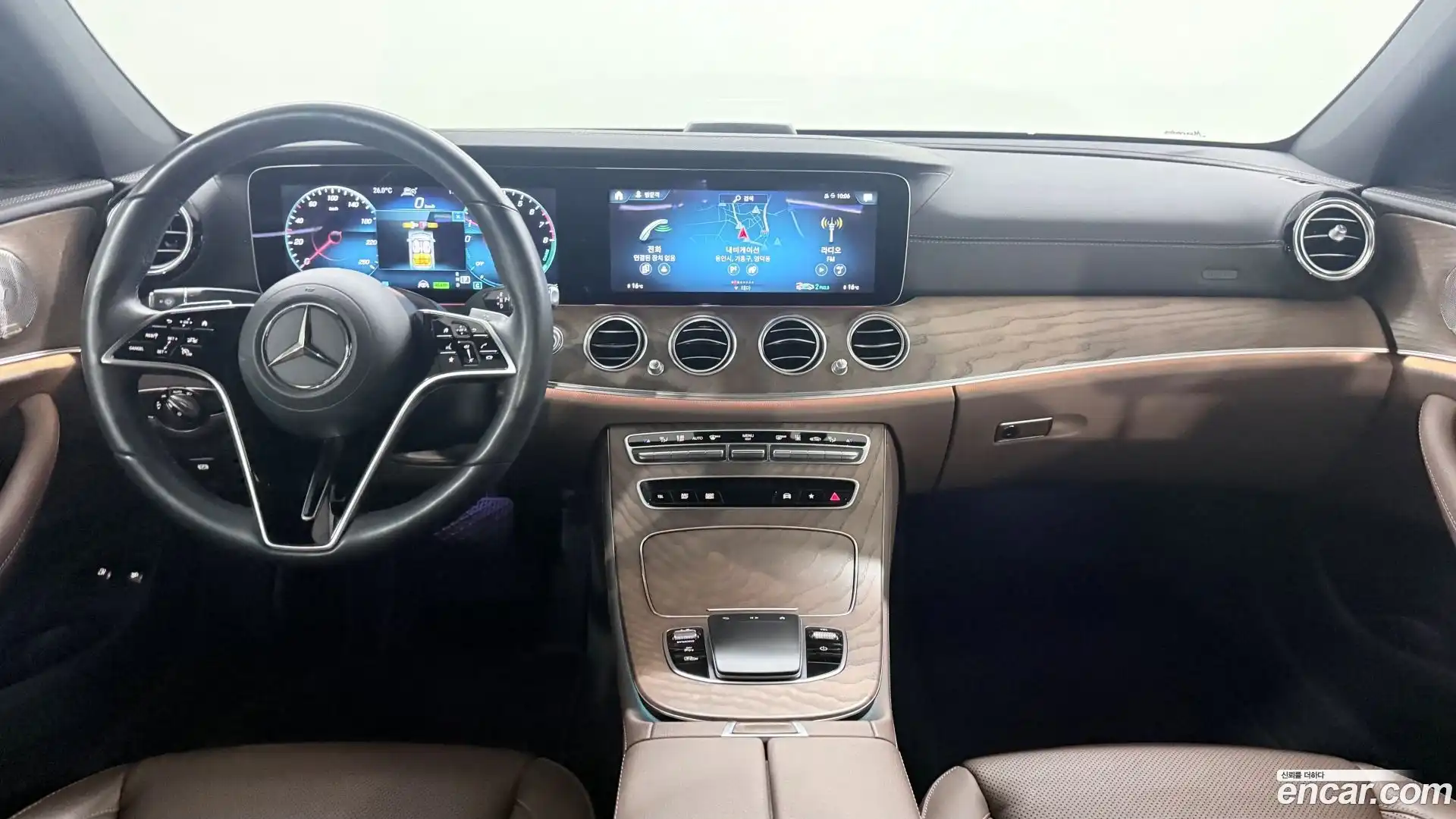 E-Class Mercedes-Benz 2021.3-INNER-007