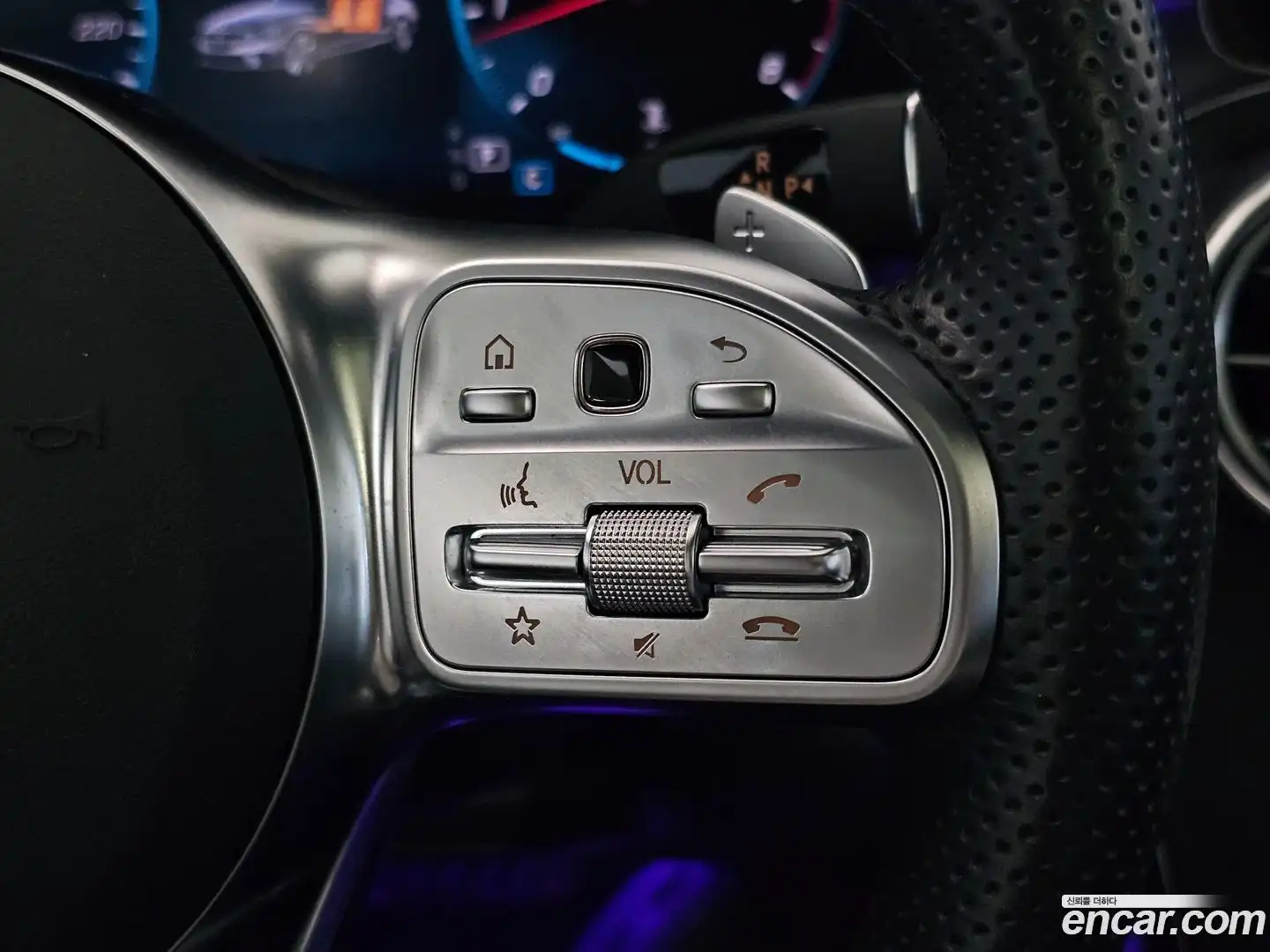 C-Class Mercedes-Benz 2023.7-OPTION-016