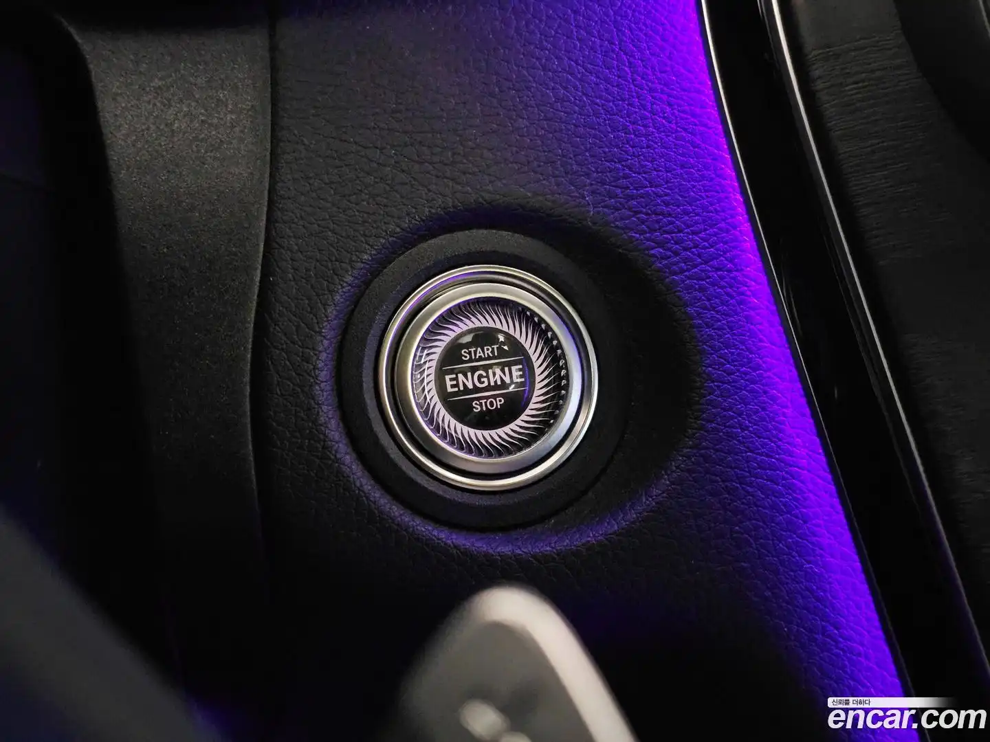 C-Class Mercedes-Benz 2023.7-OPTION-019