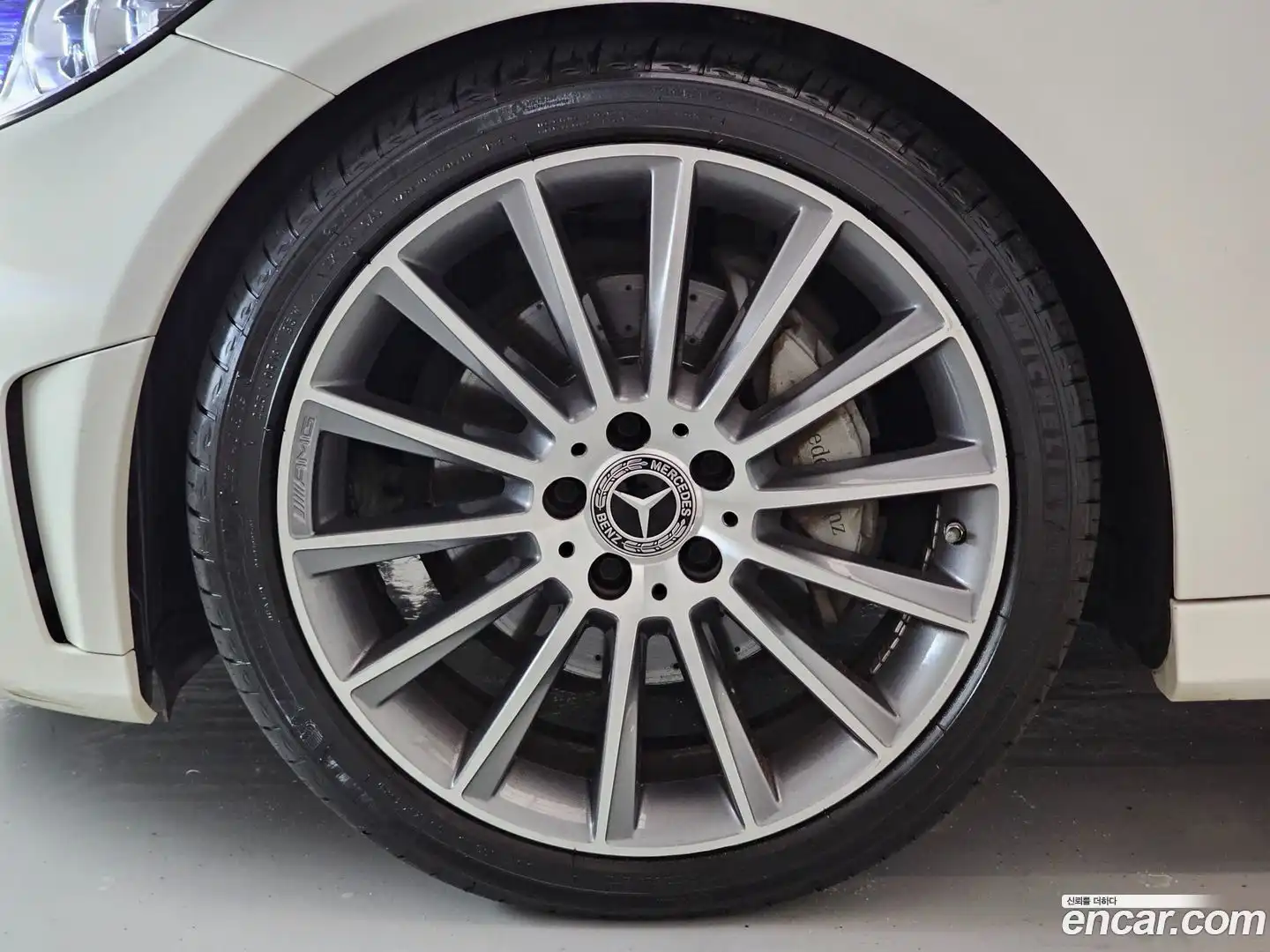 C-Class Mercedes-Benz 2023.7-OPTION-021