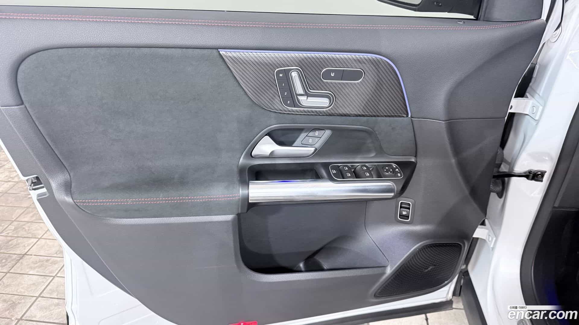 GLA-Class Mercedes-Benz 2022.7-OPTION-019