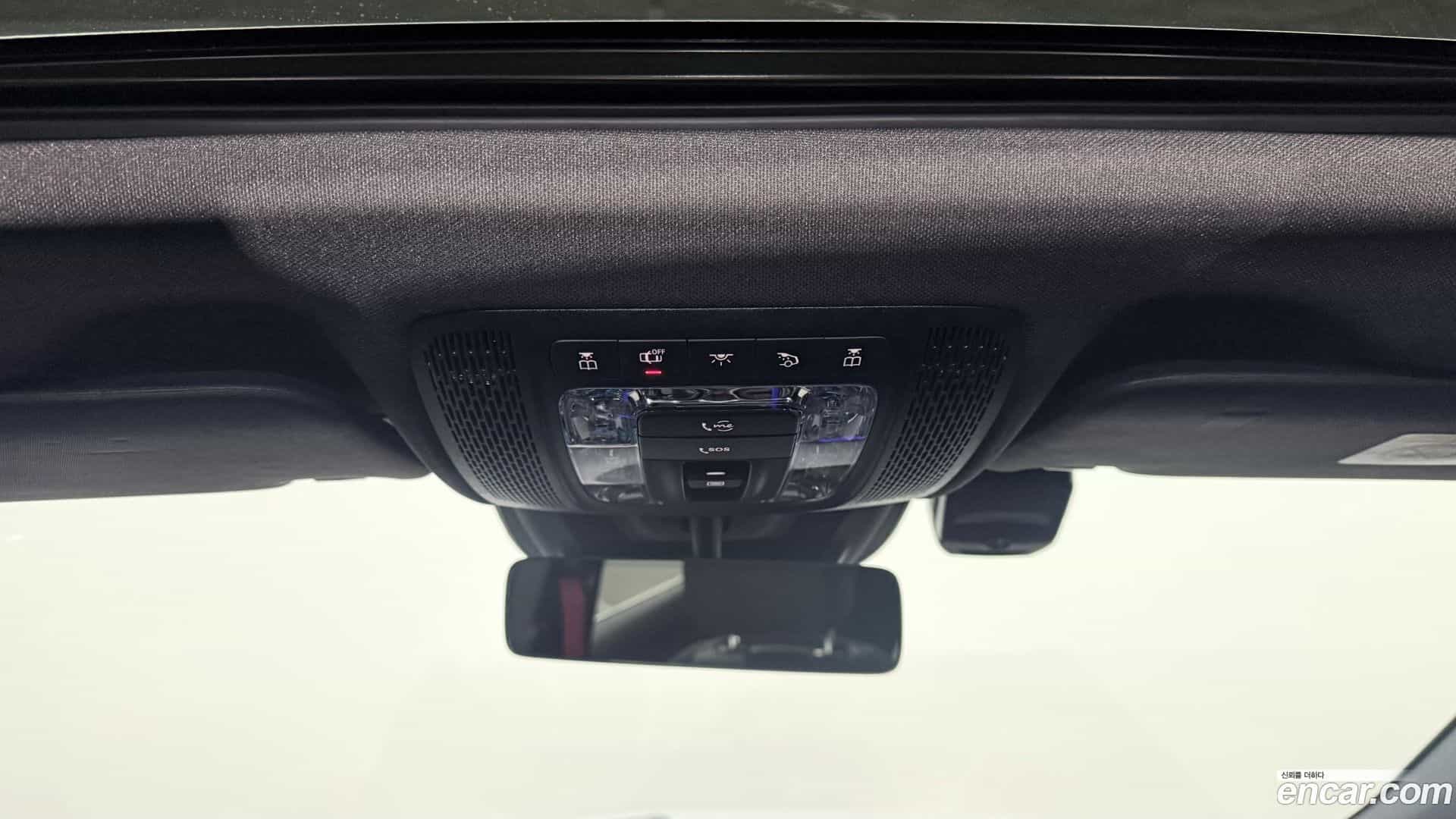 GLA-Class Mercedes-Benz 2022.7-OPTION-021
