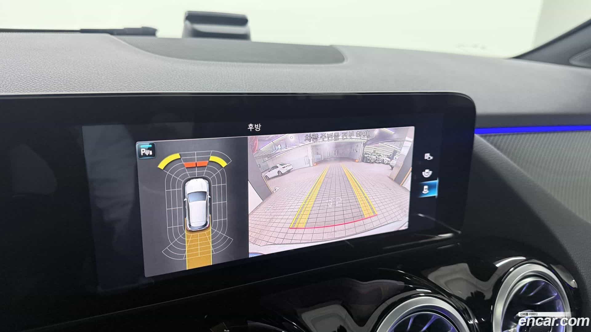 GLA-Class Mercedes-Benz 2022.7-OPTION-022