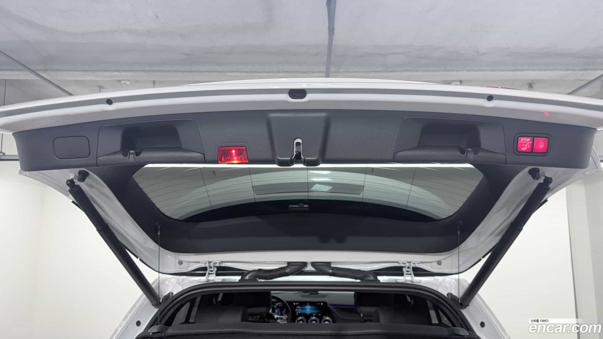 GLA-Class Mercedes-Benz 2022.7-OPTION-023
