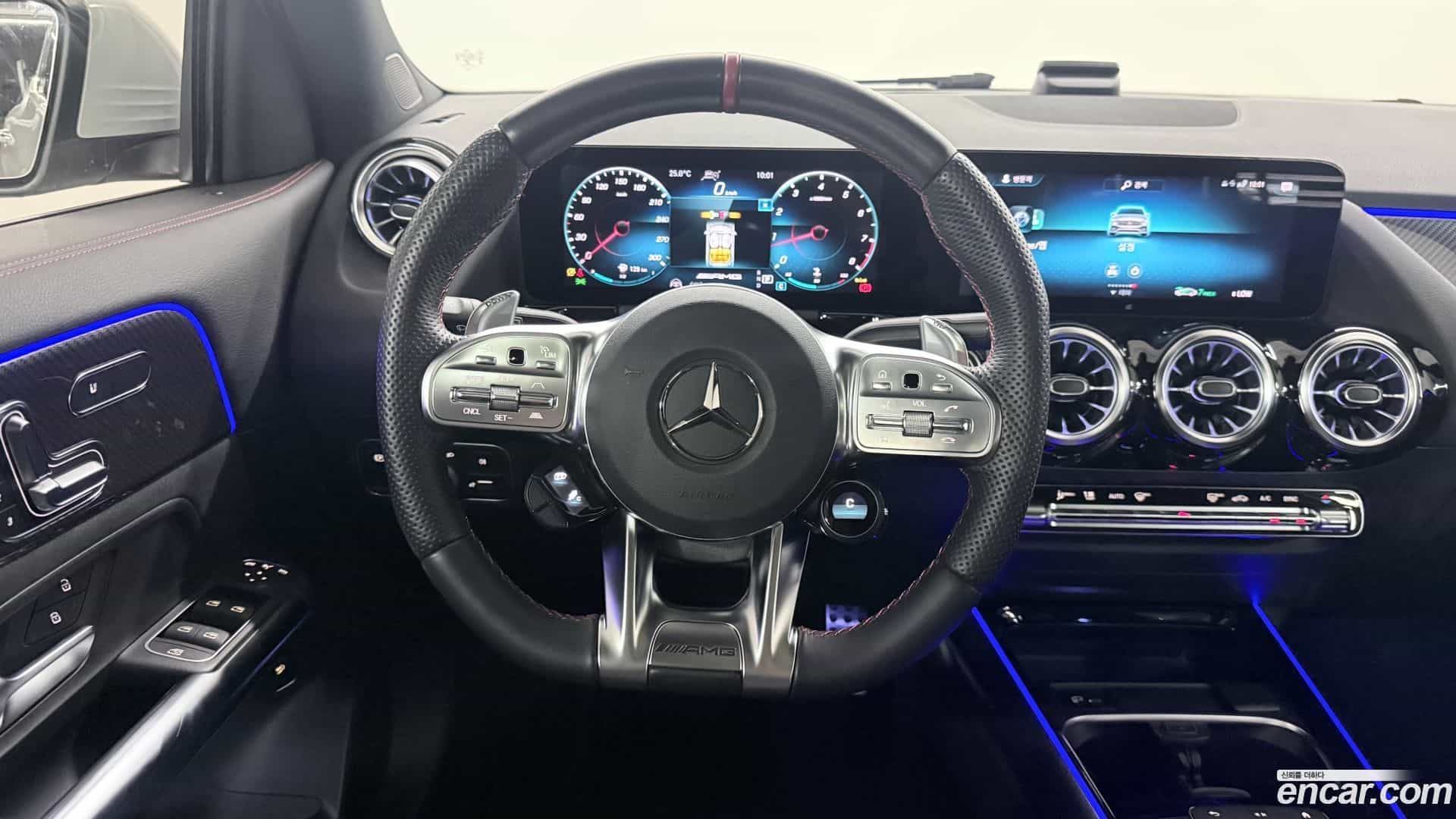 GLA-Class Mercedes-Benz 2022.7-OPTION-024