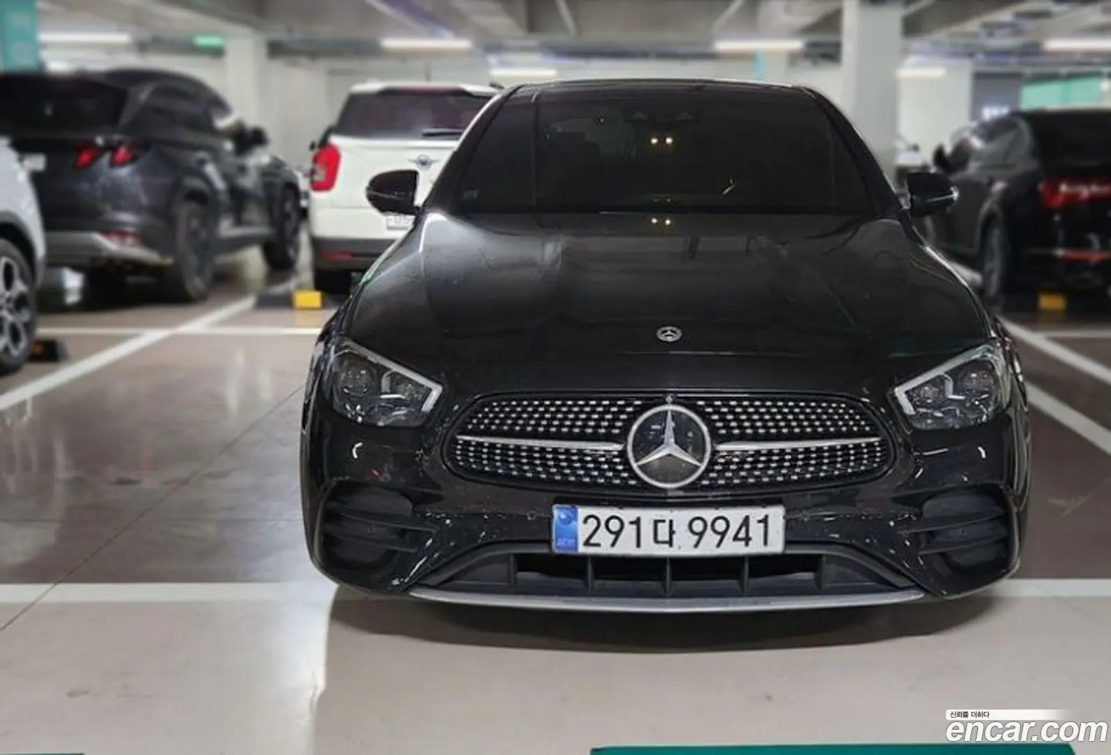 Main__Slider__Photo:E-Class Mercedes-Benz 2022.10-0