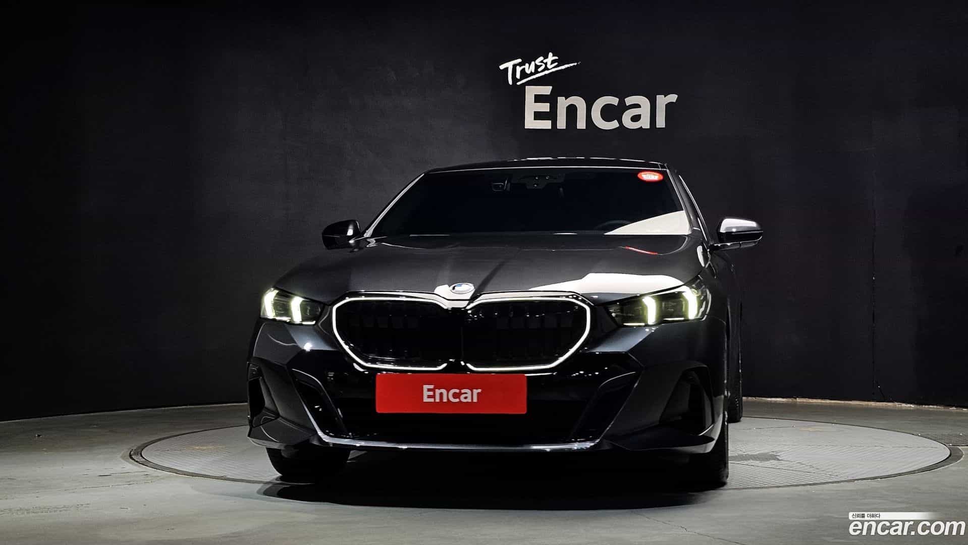 5-Series BMW 2025.10-OUTER-003