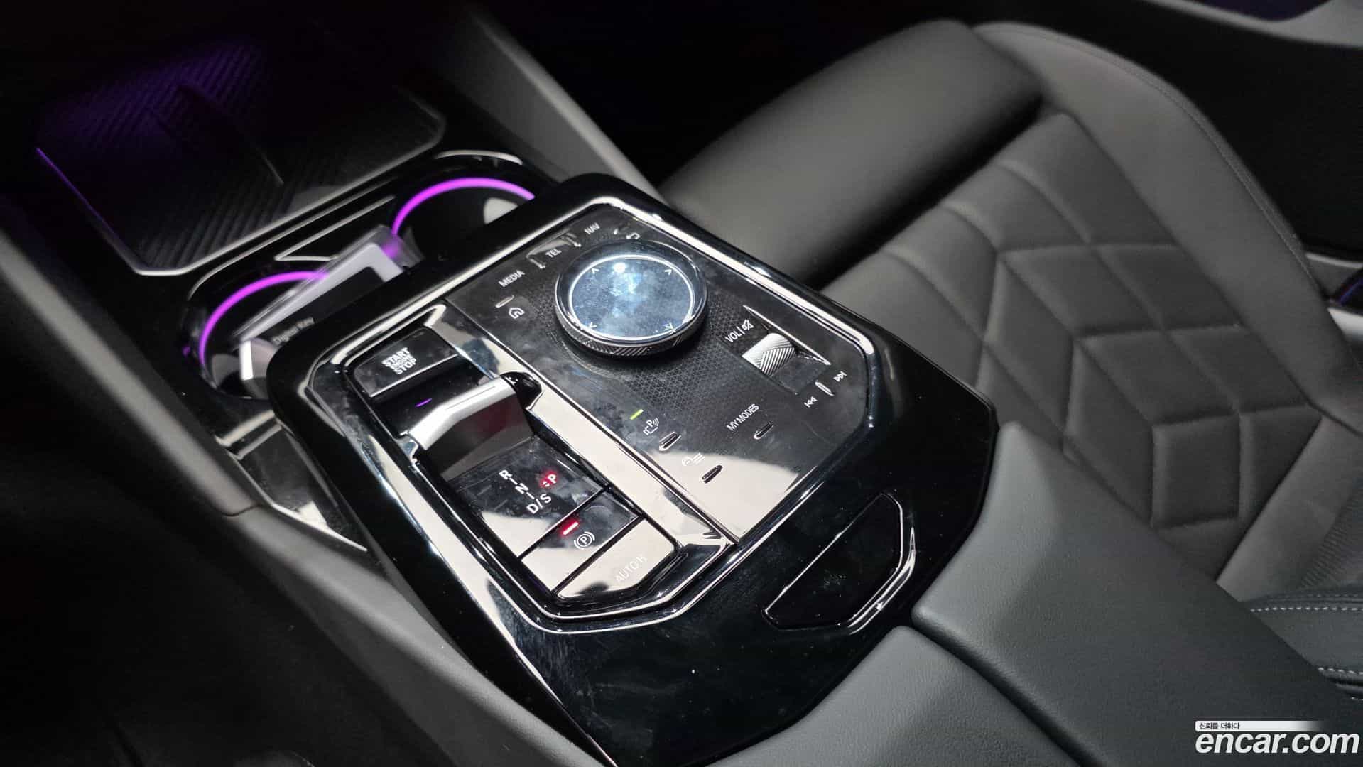 5-Series BMW 2025.10-INNER-009