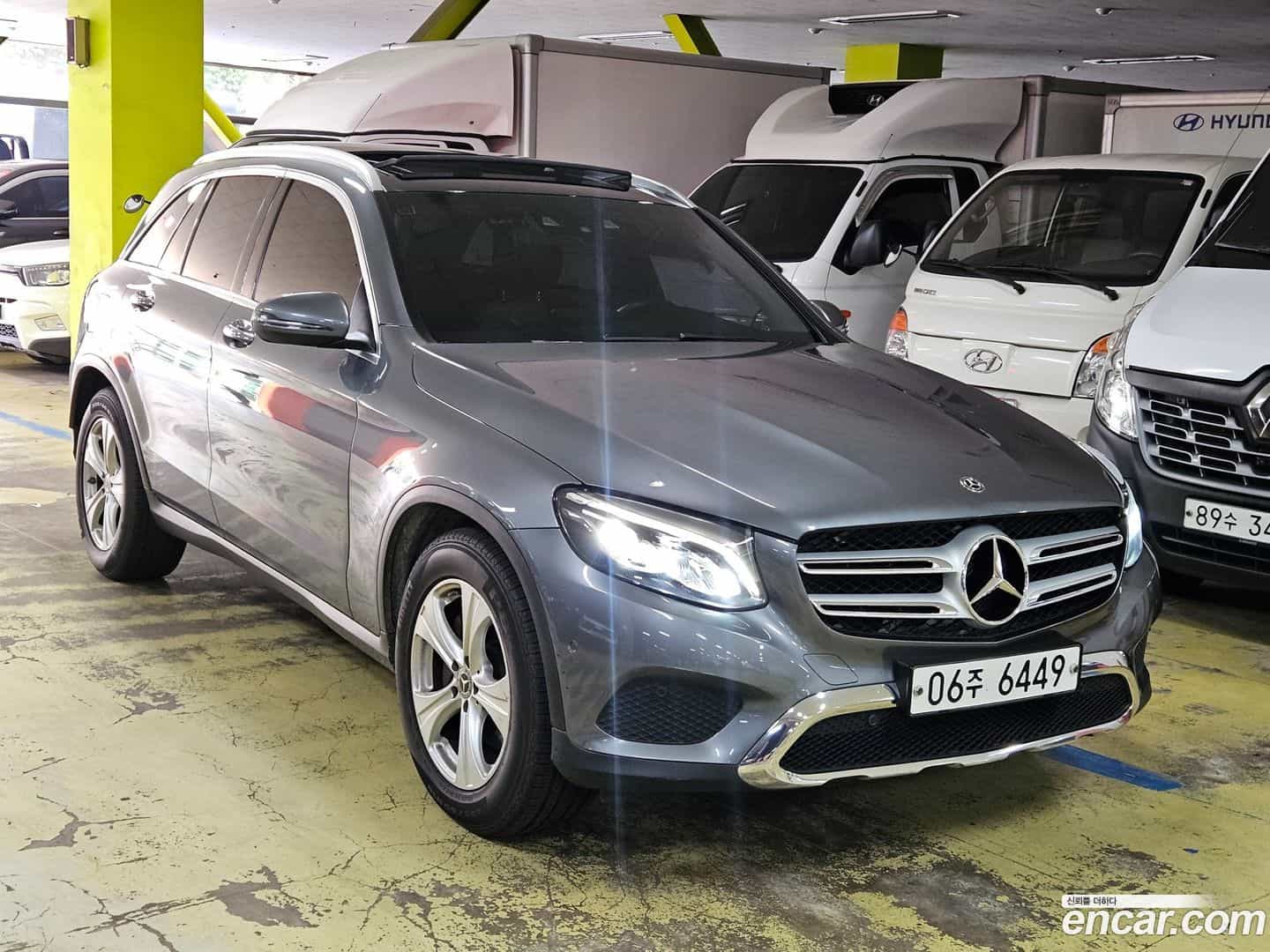 GLC-Class Mercedes-Benz 2018.3-OUTER-002