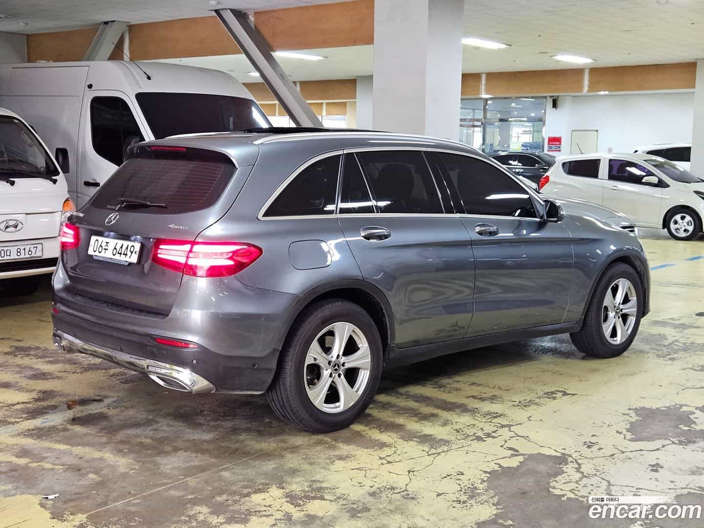 GLC-Class Mercedes-Benz 2018.3-OUTER-003