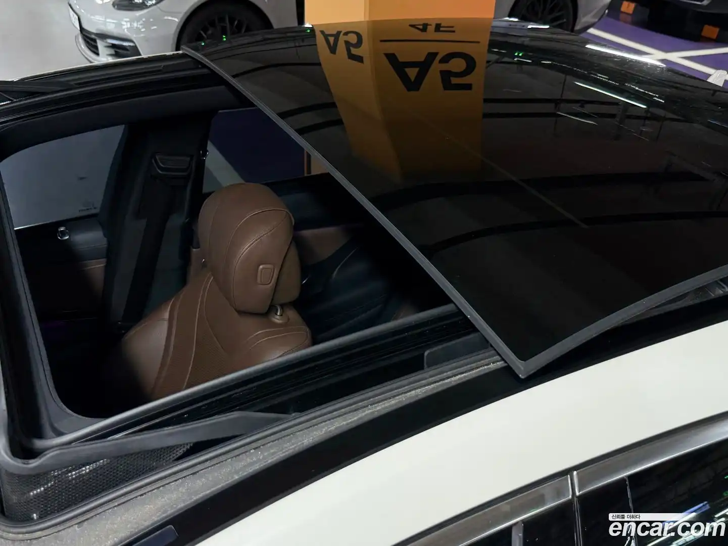 S-Class Mercedes-Benz 2017.10-OPTION-021
