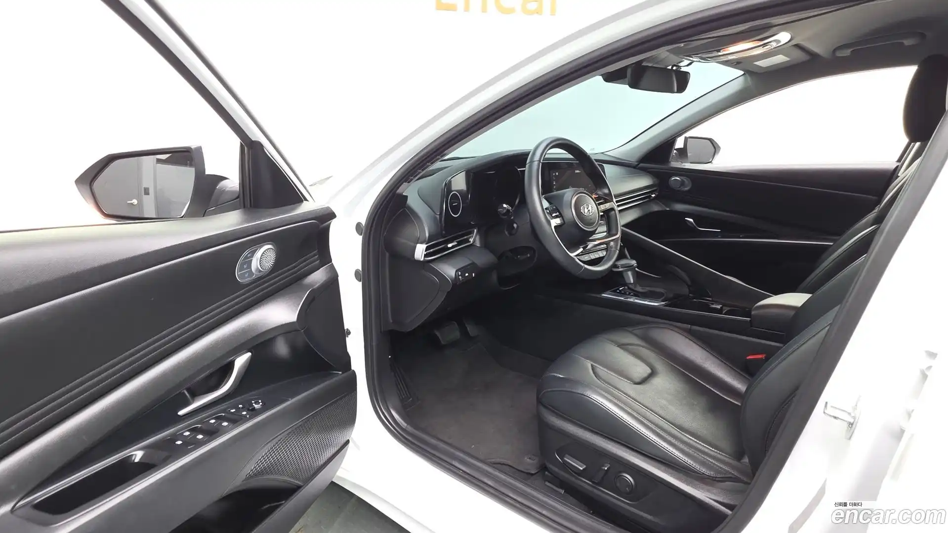 AVANTE Hyundai 2022.4-INNER-010