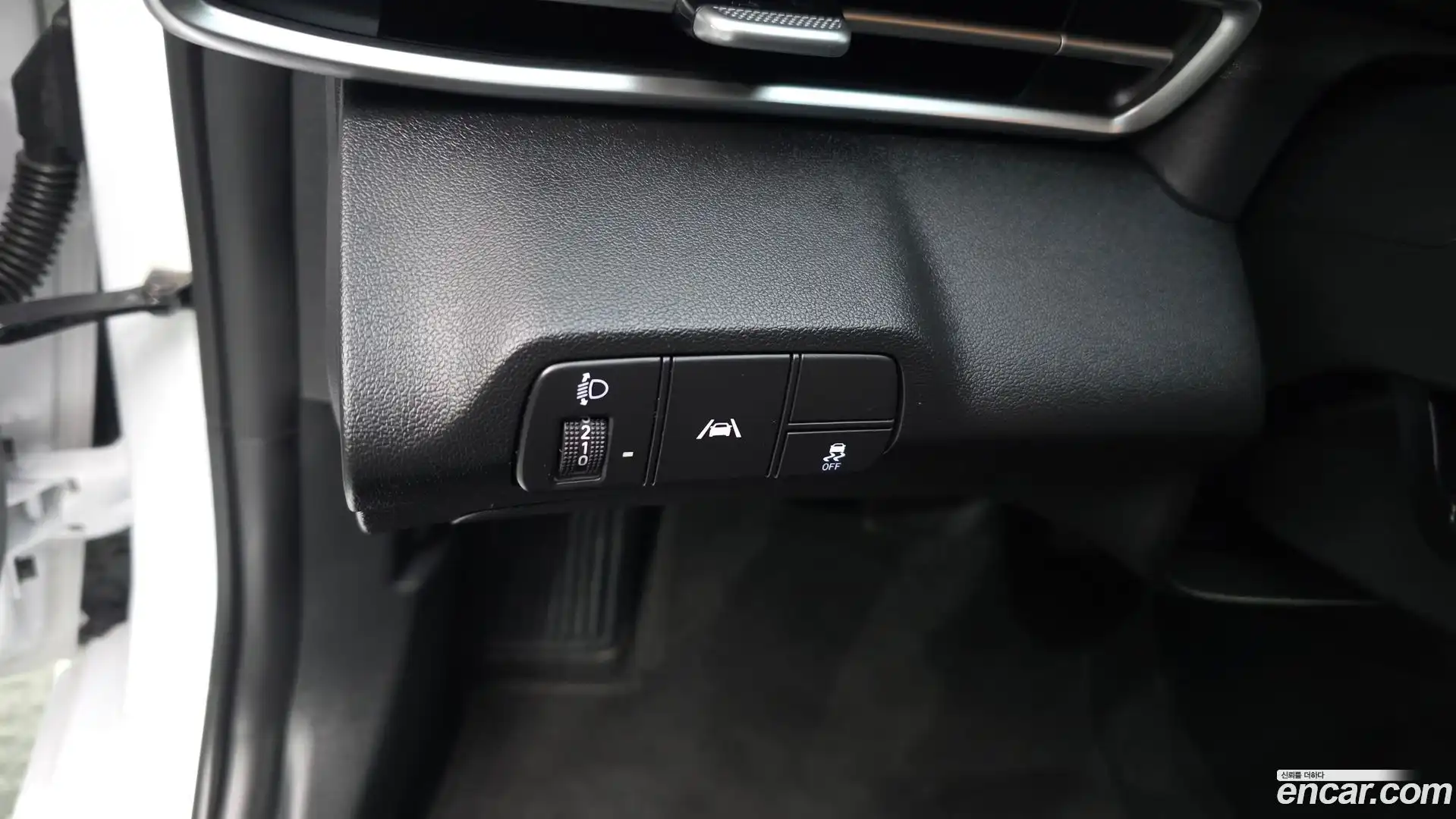 AVANTE Hyundai 2022.4-OPTION-017