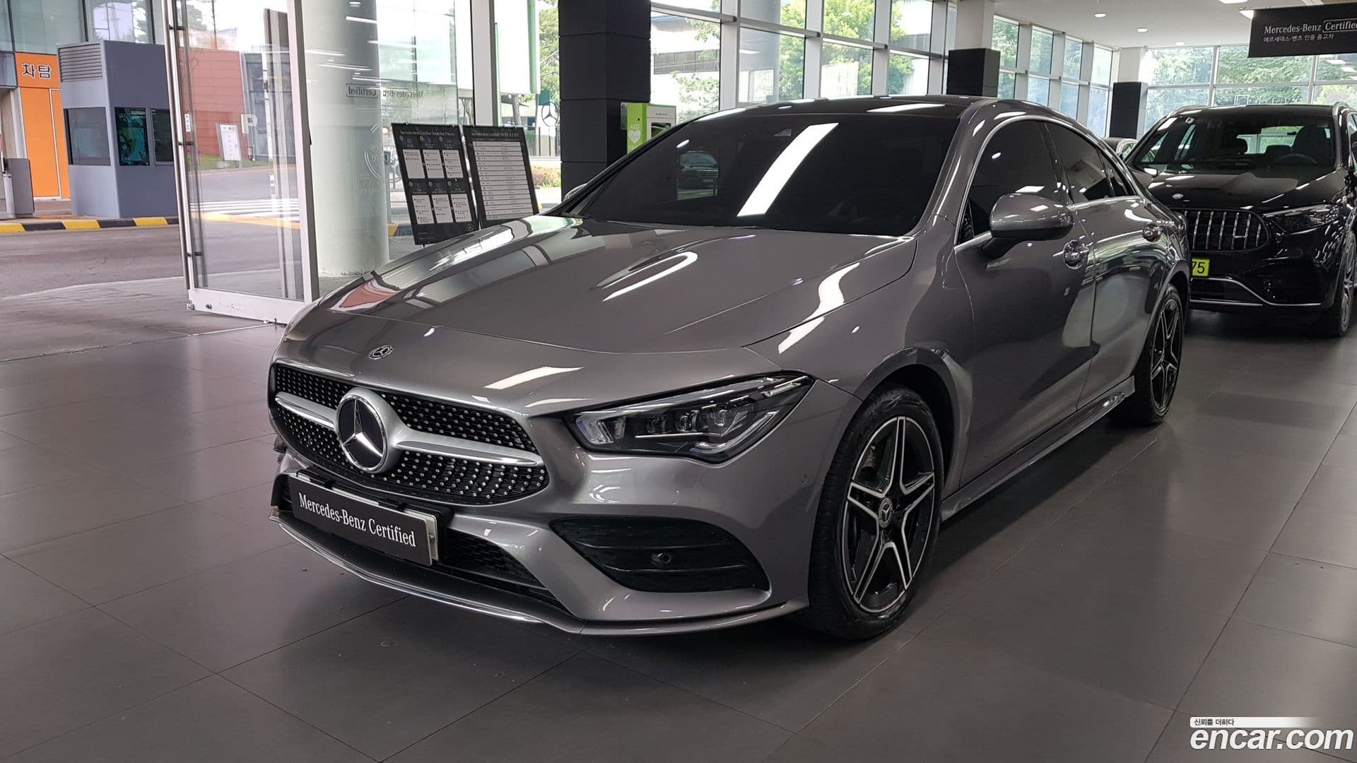Main__Slider__Photo:CLA-Class Mercedes-Benz 2020.3-0
