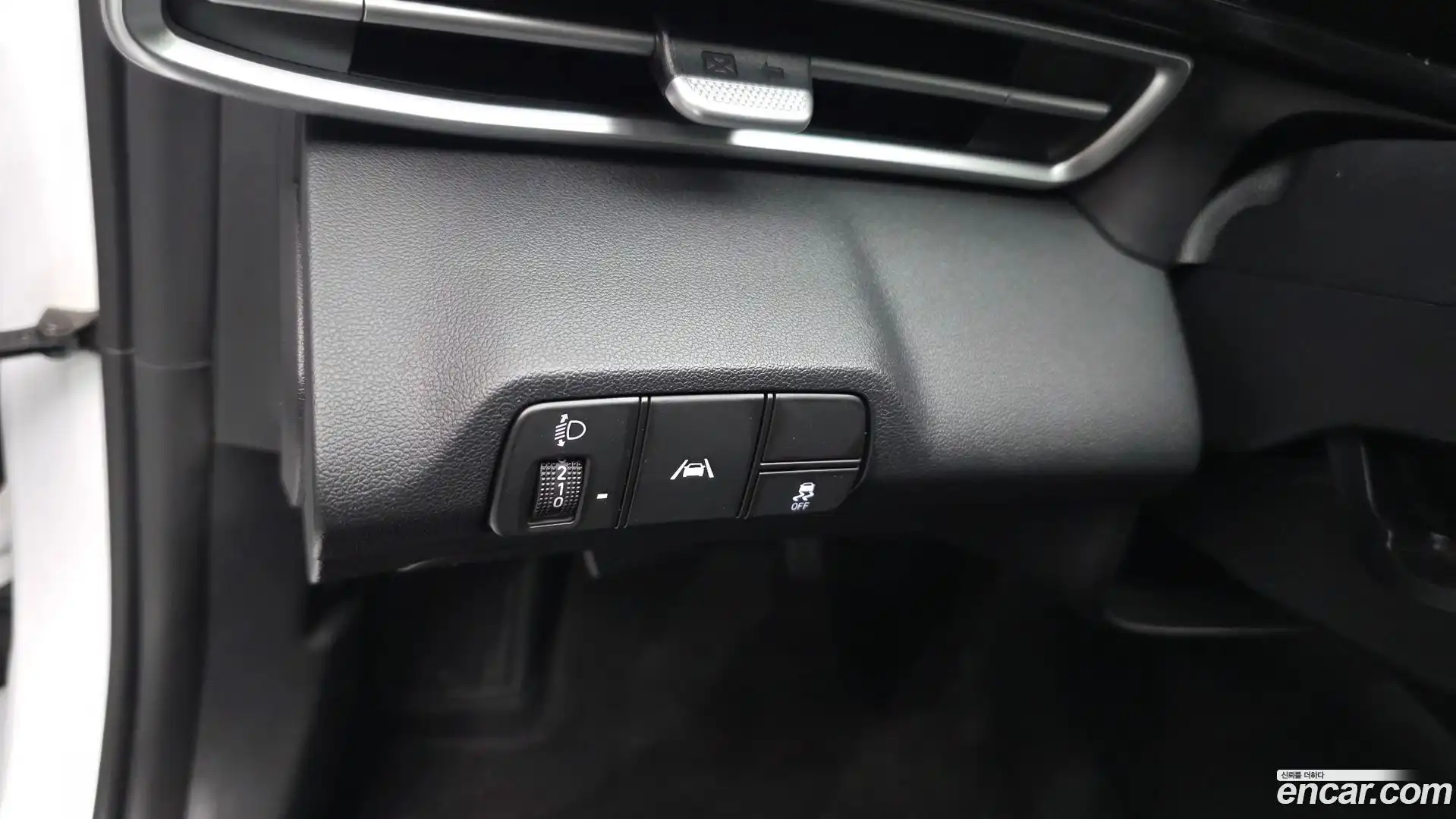 AVANTE Hyundai 2022.4-OPTION-017