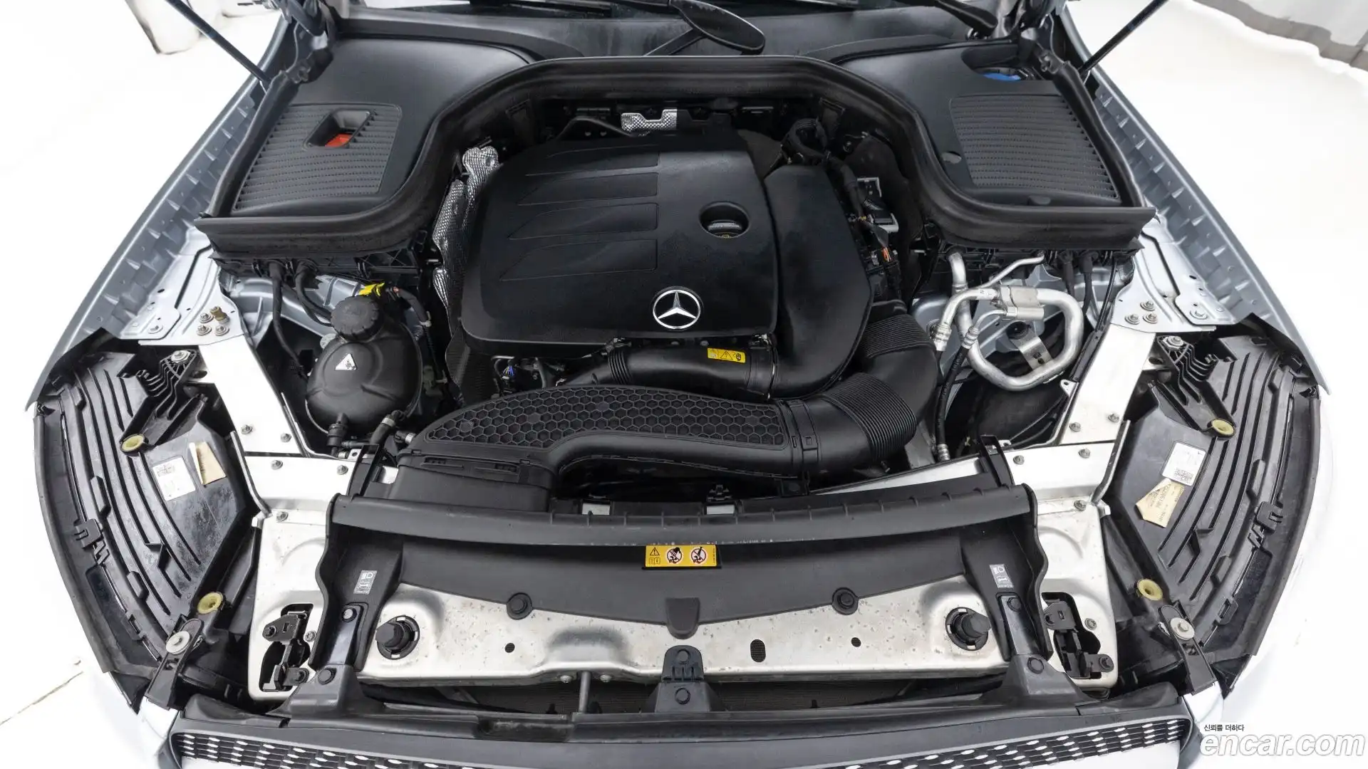 GLC-Class Mercedes-Benz 2022.11-OUTER-006