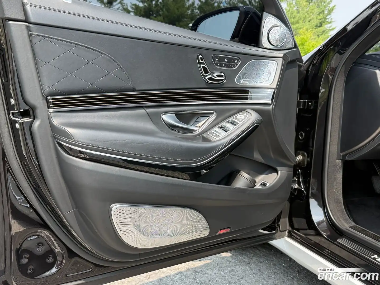 S-Class Mercedes-Benz 2018.11-OPTION-022