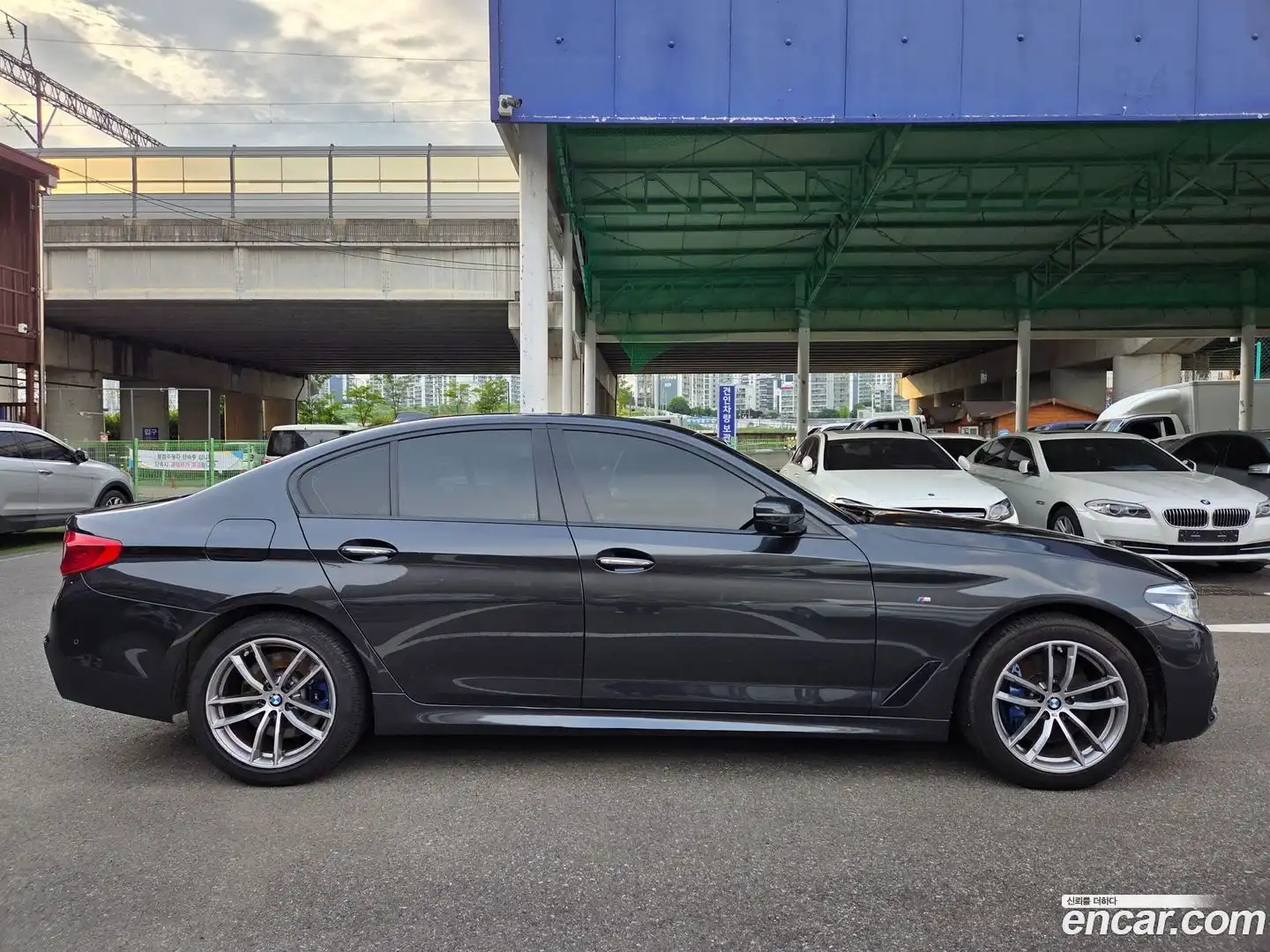 5-Series BMW 2017.8-OUTER-003