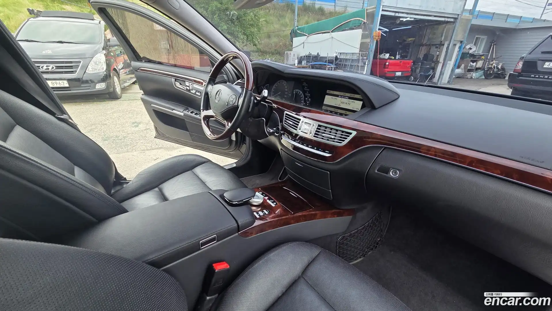 S-Class Mercedes-Benz 2010.11-OPTION-017